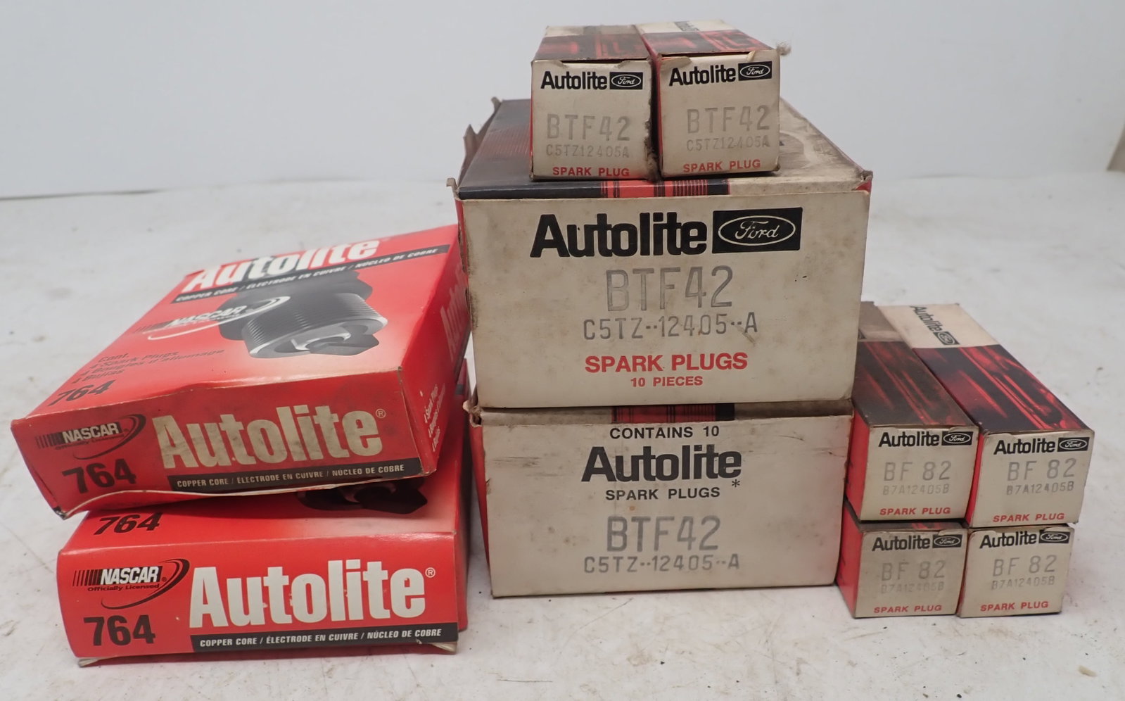 Autolite Spark Plugs BTF42 , 764 , & BF 82 (1 of 2)