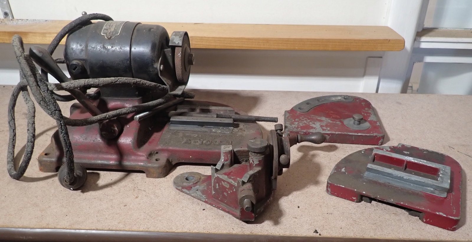 Dumore B5505 Tool Post Grinder: NO in house shipping !