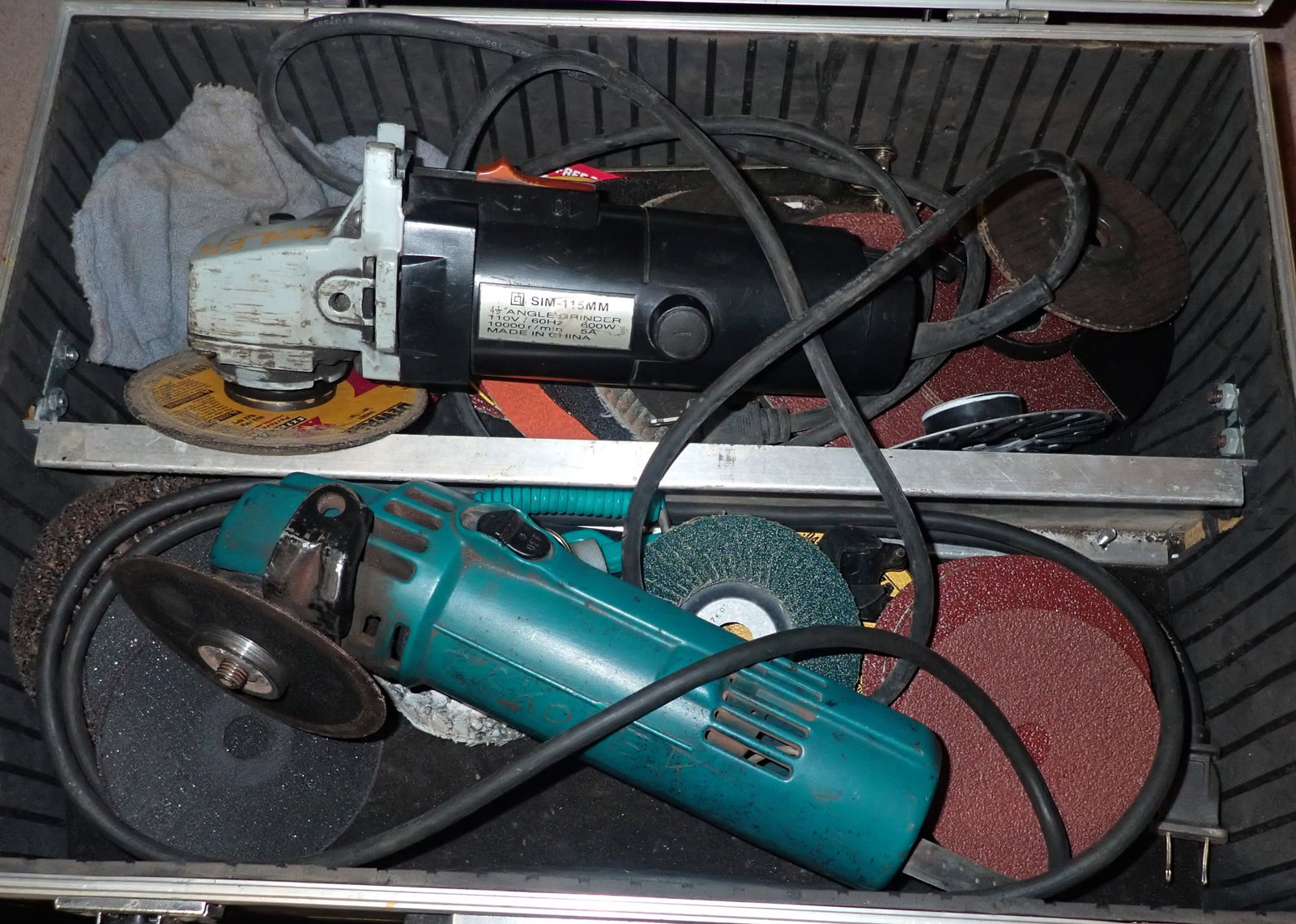 Makita & Sim Angle Grinders: Shipping available