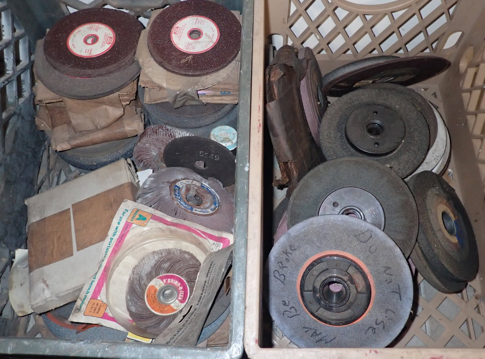 Grinding Wheels: No in house shipping !