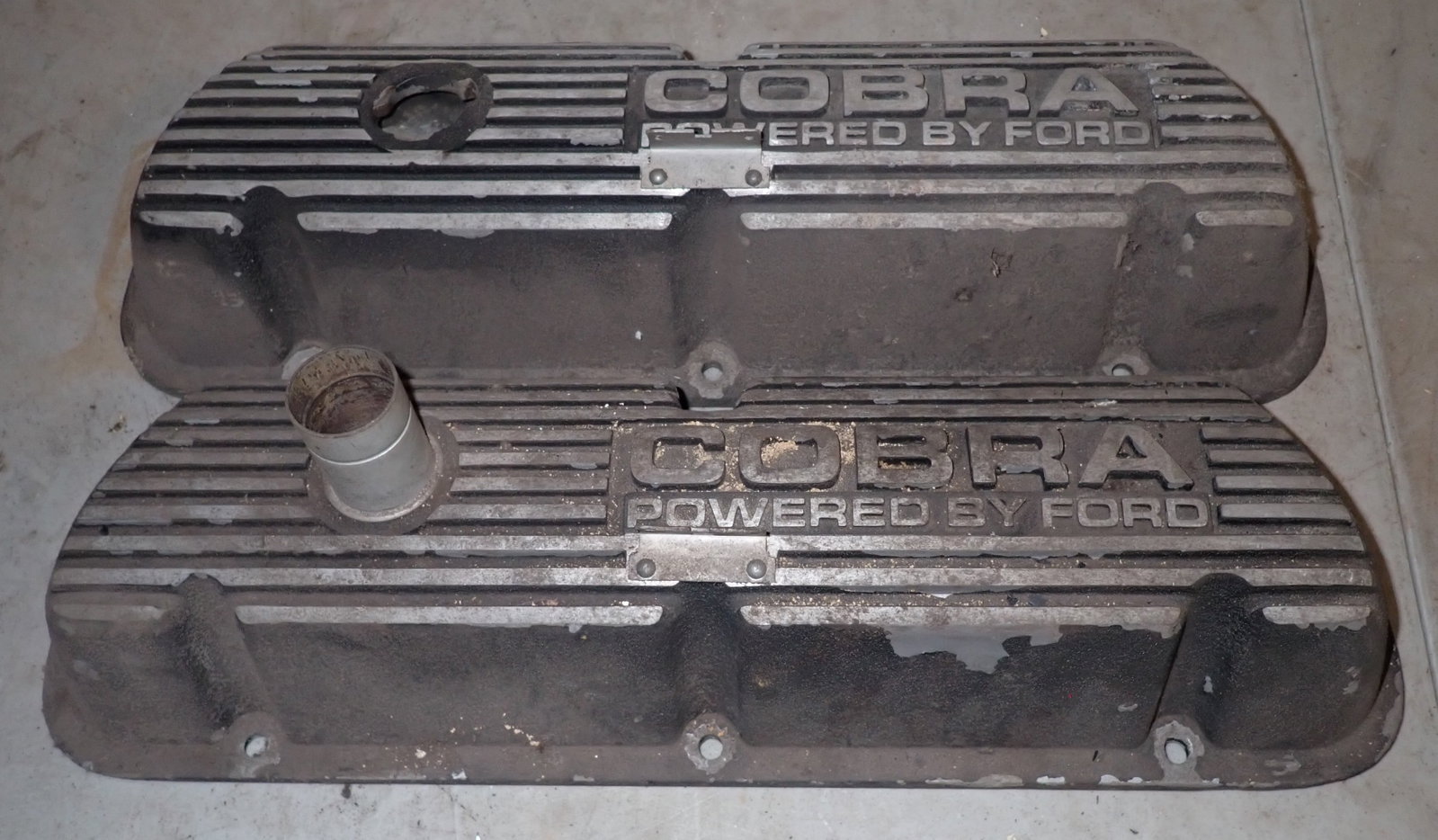 Ford Cobra Valve Covers: Shipping available