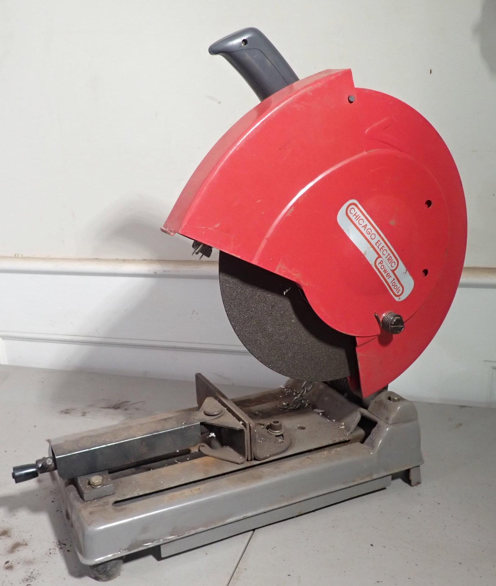 Chicago Electric 14" Cut Off Saw: No in house shipping !