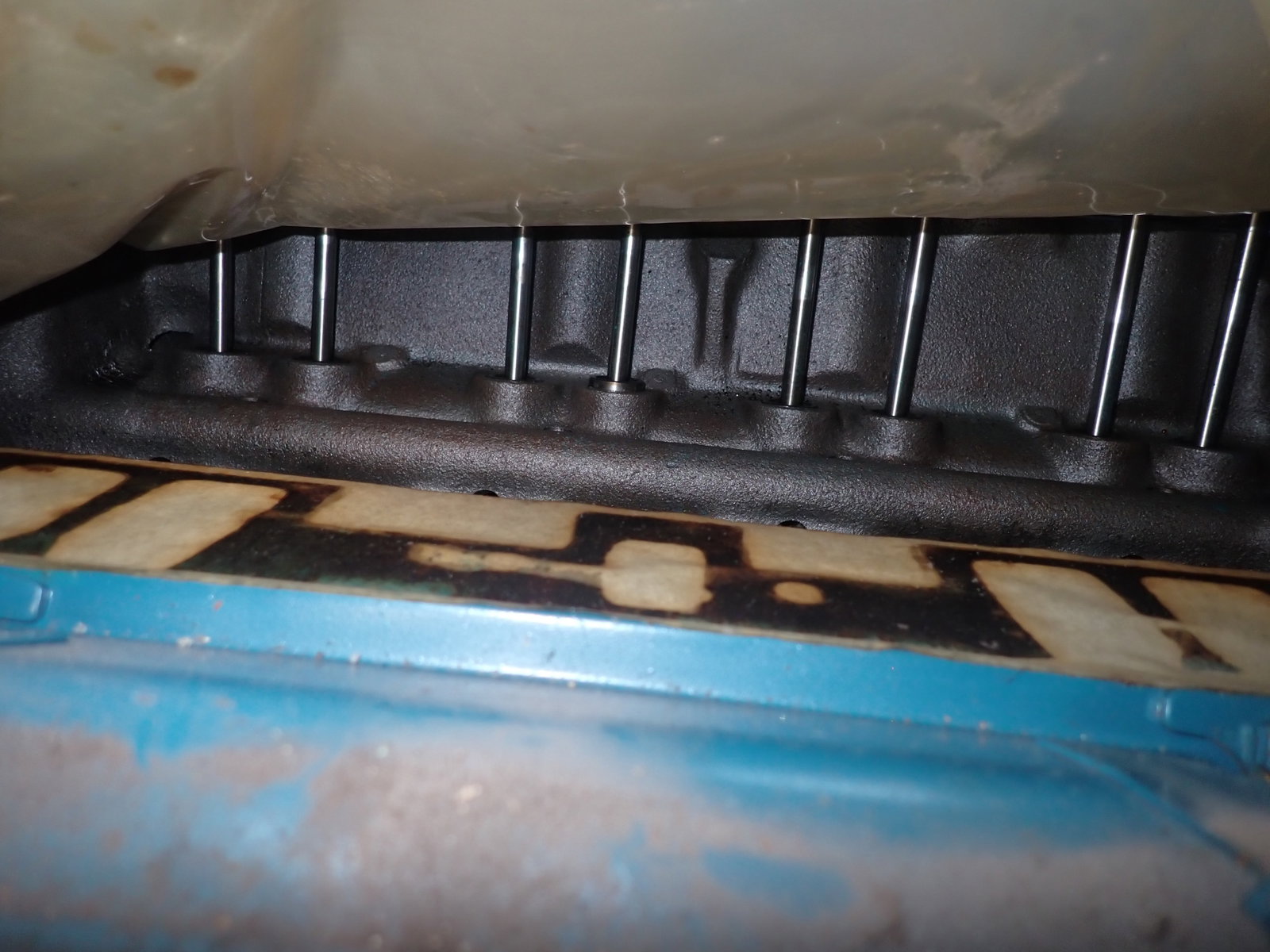 Small Block Chevy Engine - 6