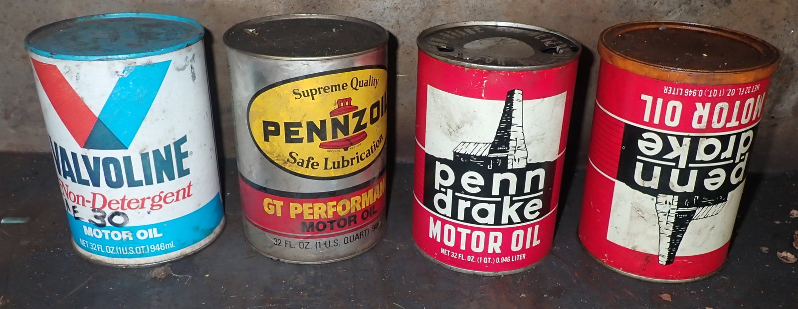 Penn Drake , Pennzoil , Valvoline Oil Cans: Valvoline is still sealed. All others are open. No in house shipping !