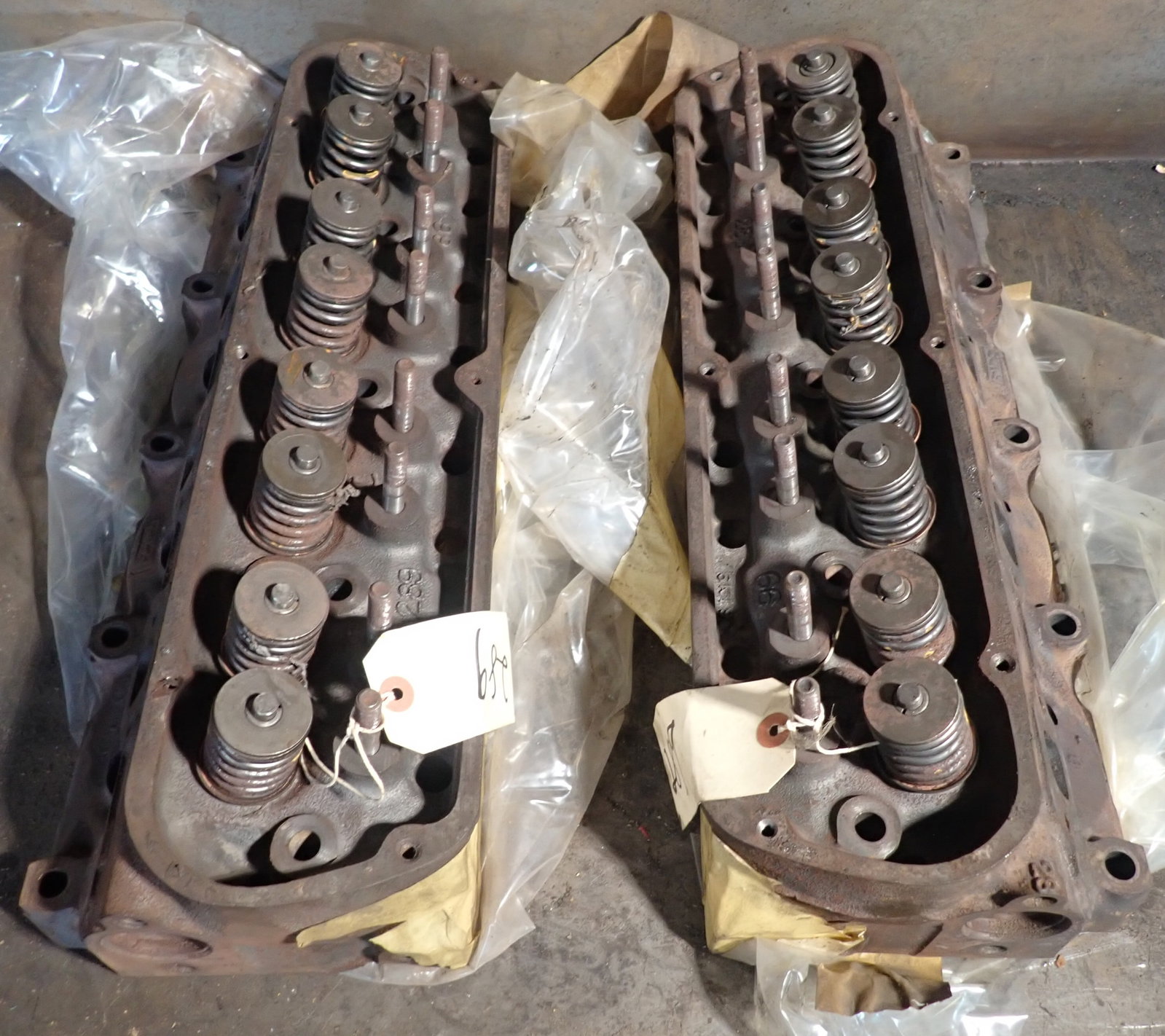 1966 ? Ford 289 Heads: NO in house shipping !