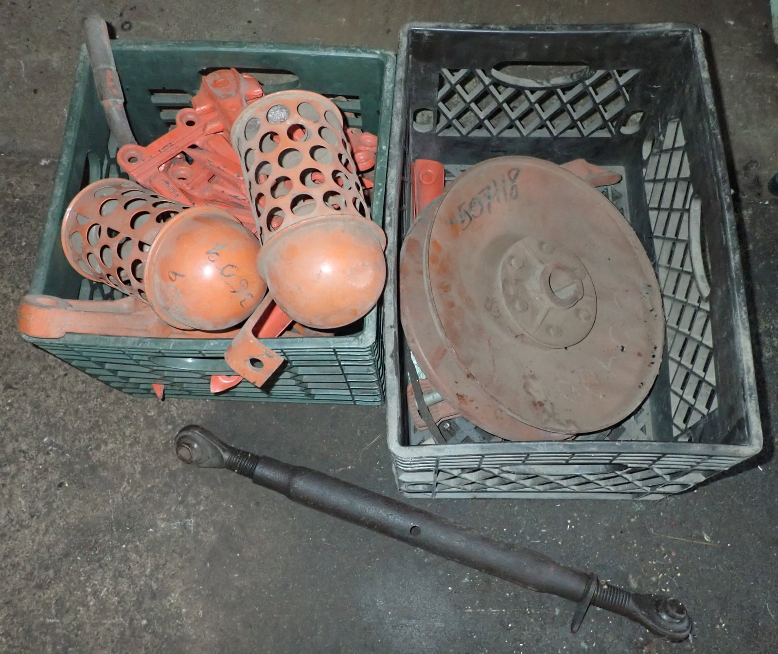 Allis Chalmer Tractor Parts: NO in house shipping !
