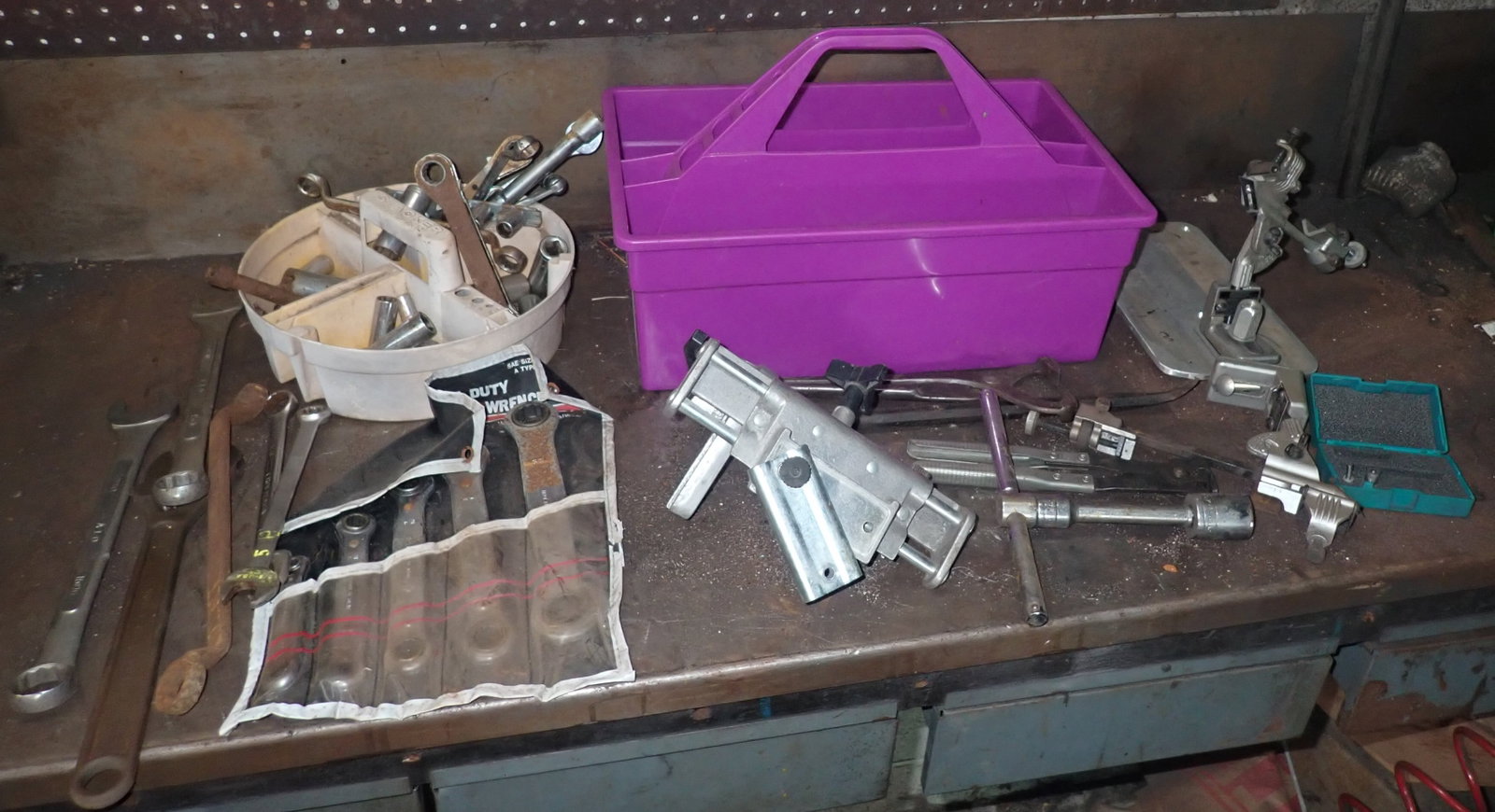 Mixed Lot of Tools: NO in house shipping !
