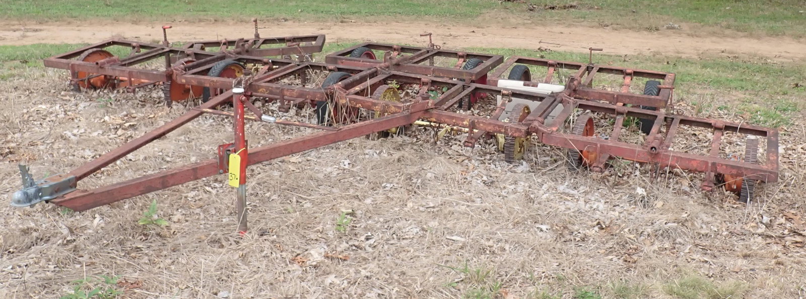 Gang Reel Mower: No in house shipping ! Bring proper help / equipment to load !