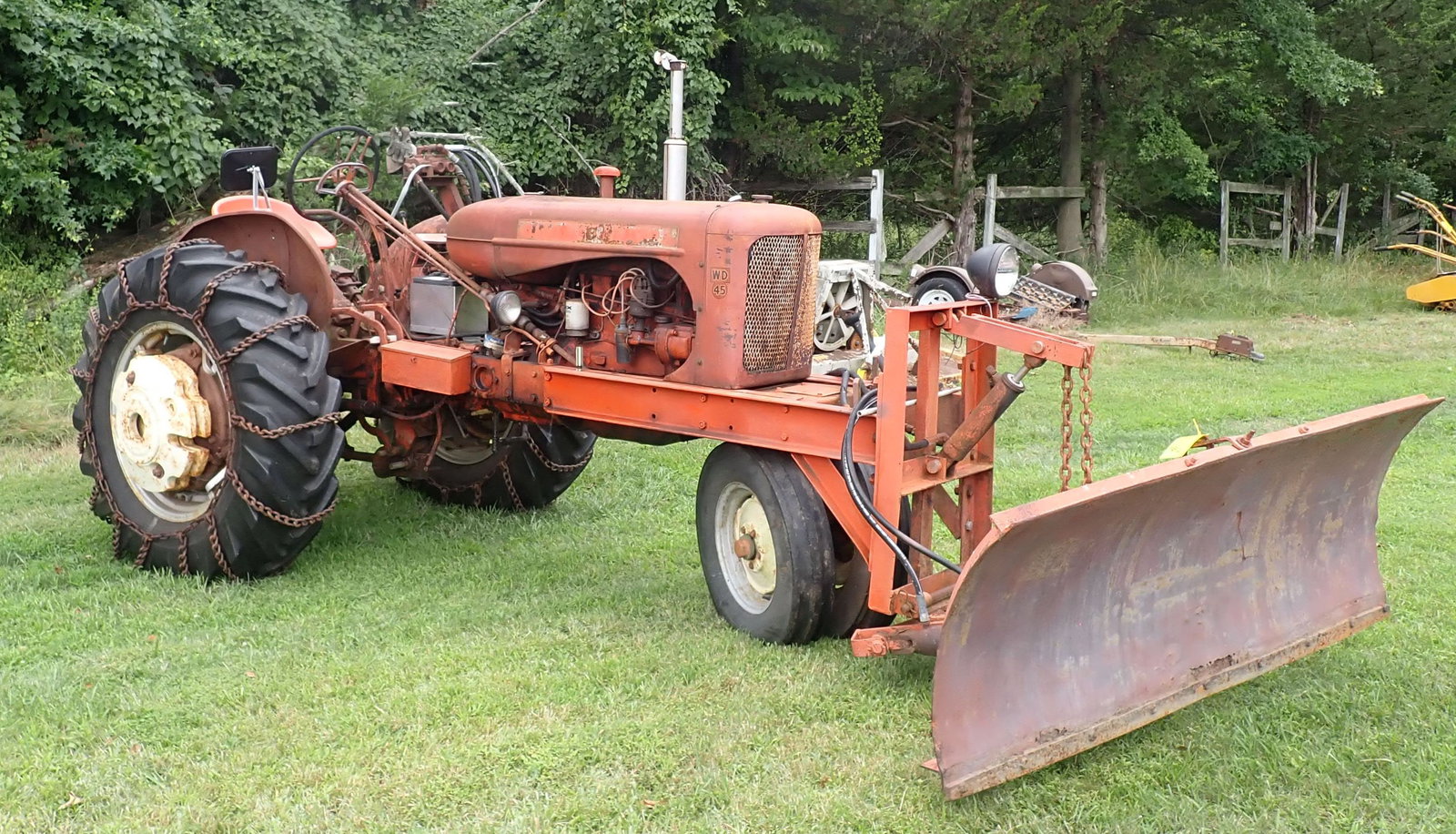Allis Chalmers WD45 Tractor (1 of 16)