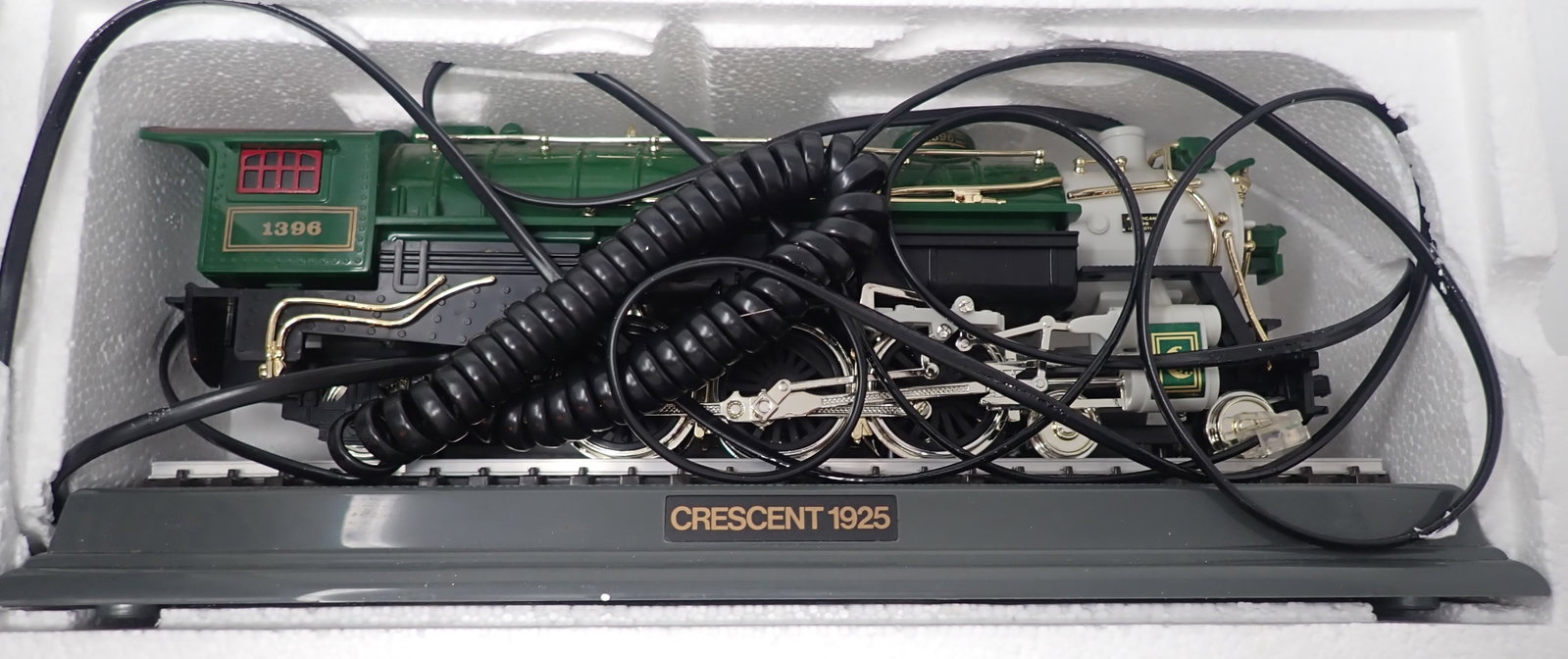 Crescent Train Telephone - 2