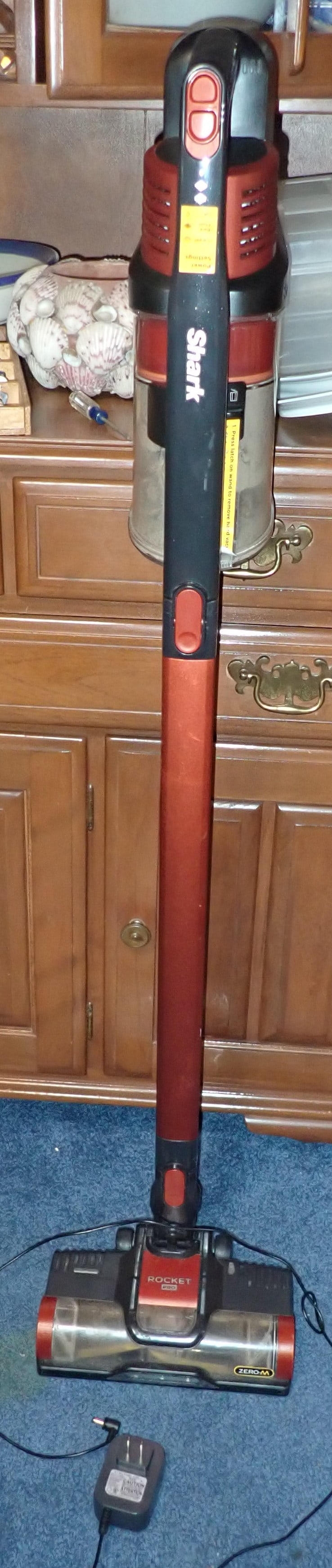 Shark Rocket Pro Vacuum: No in house shipping !