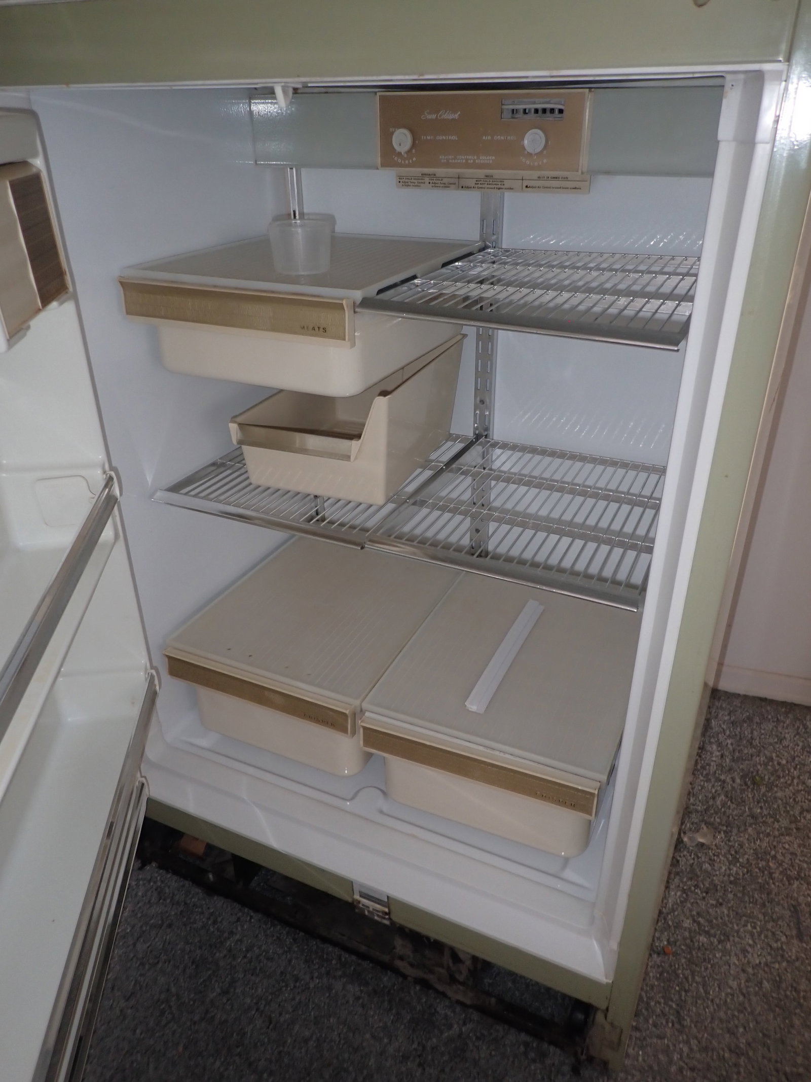 Sears Coldspot Refrigerator - 3