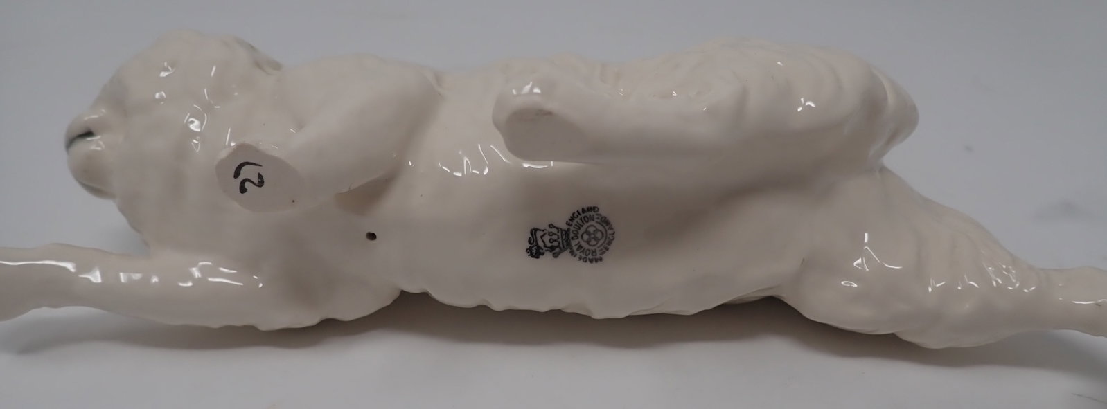 Royal Doulton Cat - 4