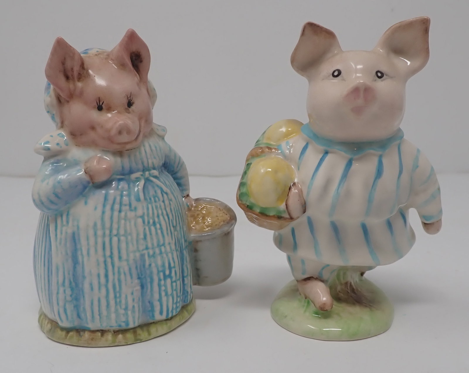 Beswick Aunt Pettitoes & Little Pig (1 of 2)