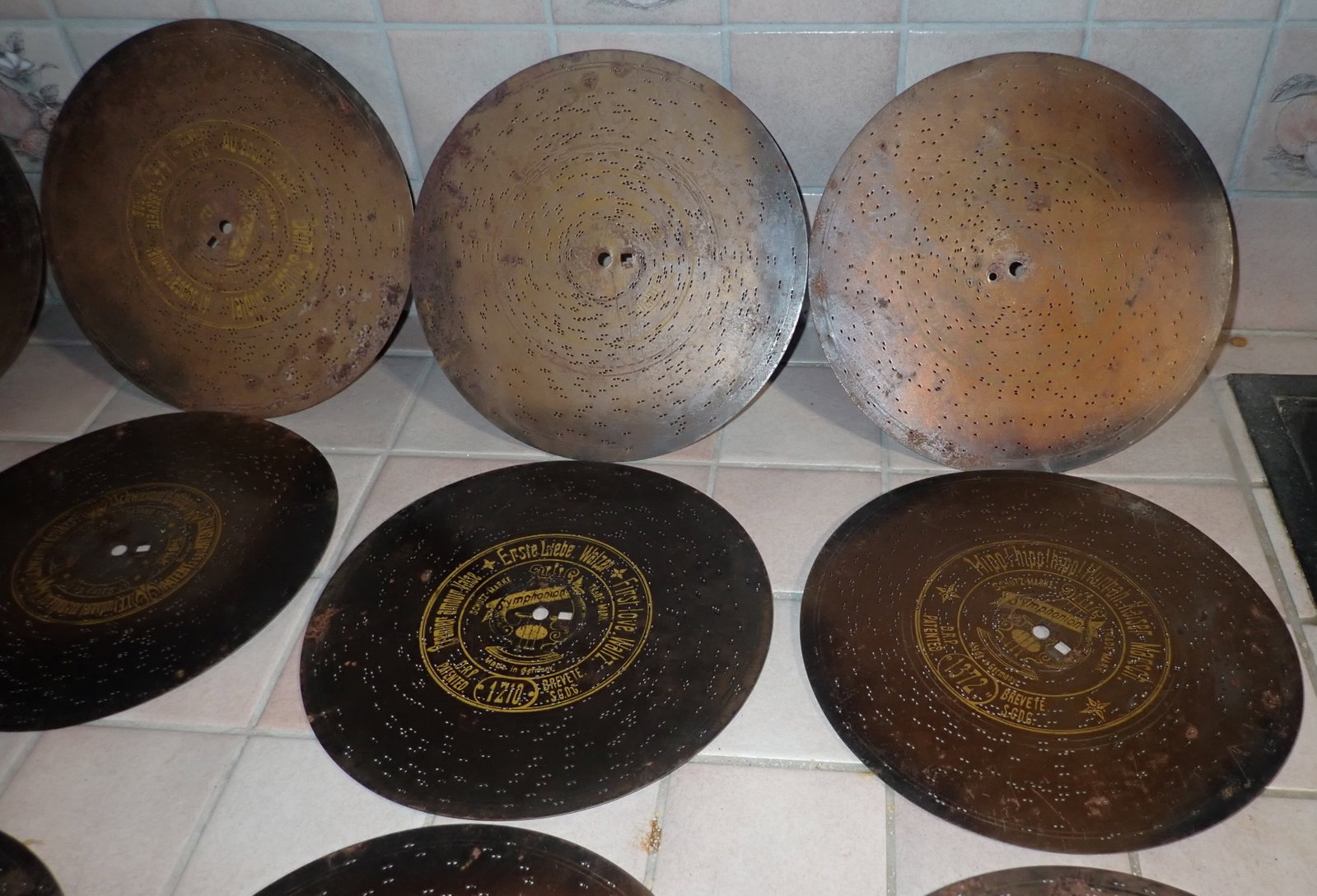 16 Music Box Discs - 2