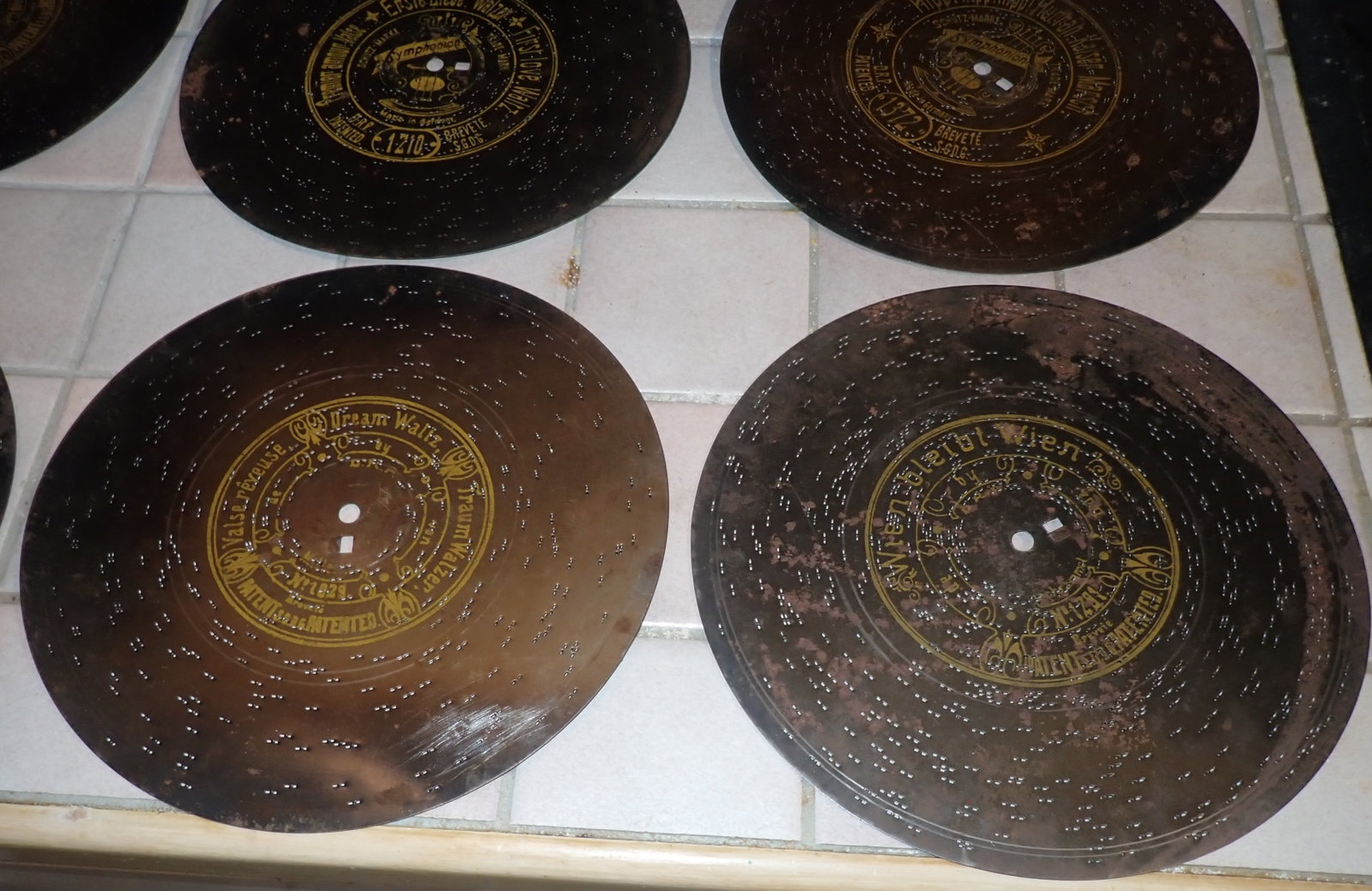 16 Music Box Discs - 3