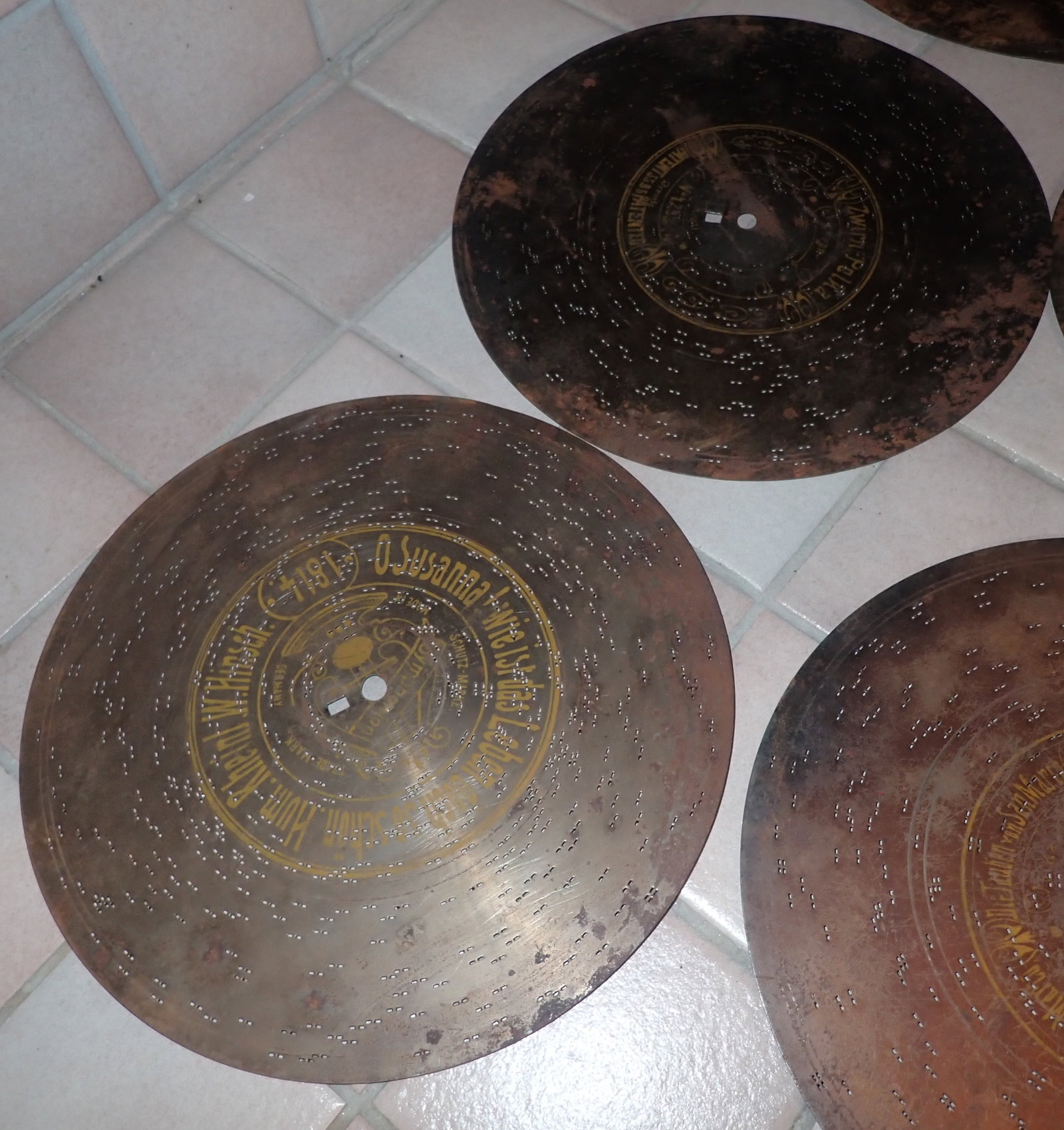 16 Music Box Discs - 7