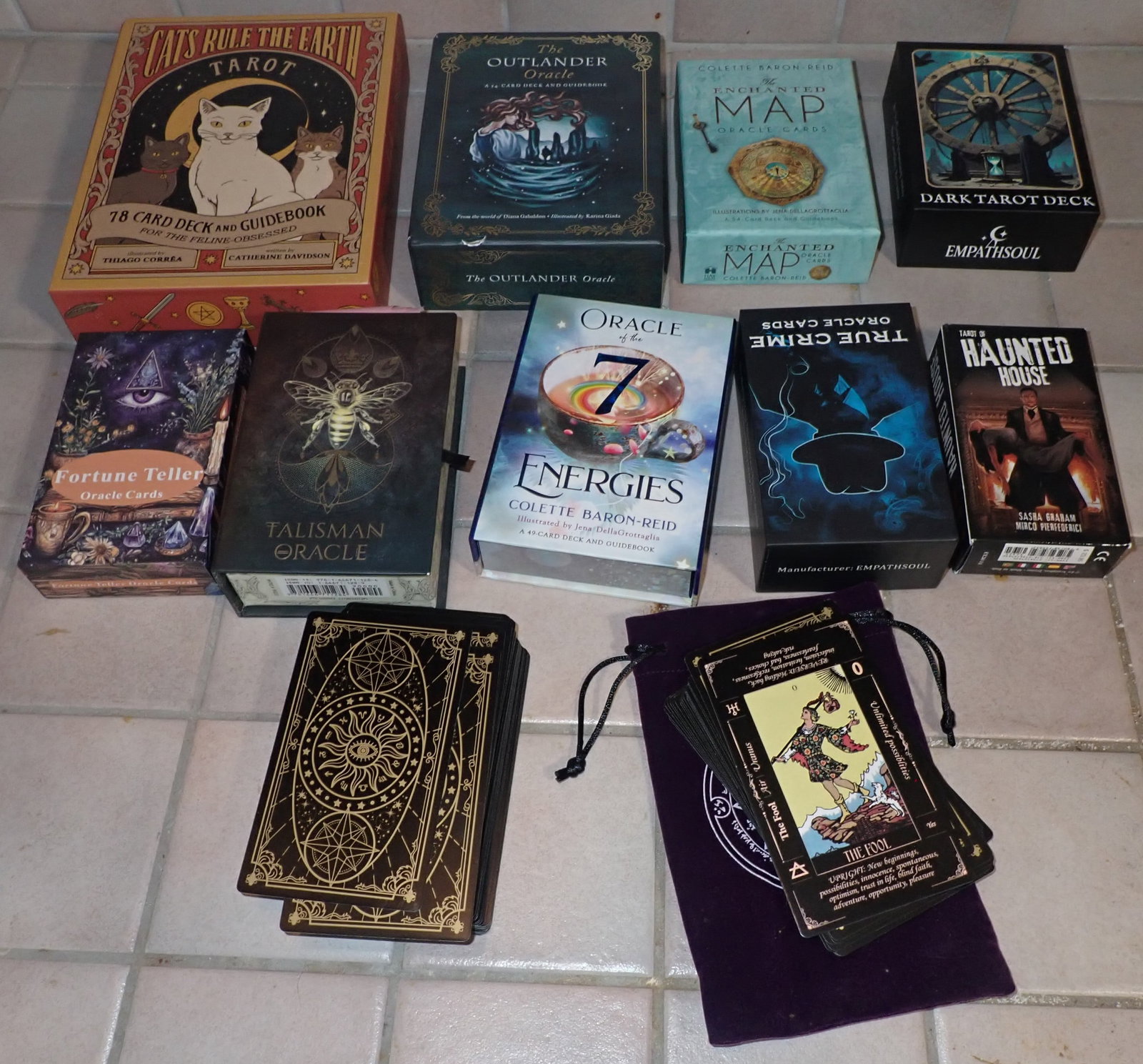Tarot & Oracle Cards (1 of 6)