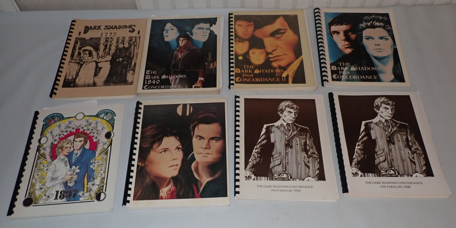 1980's & 90's Dark Shadow Books: Shipping available