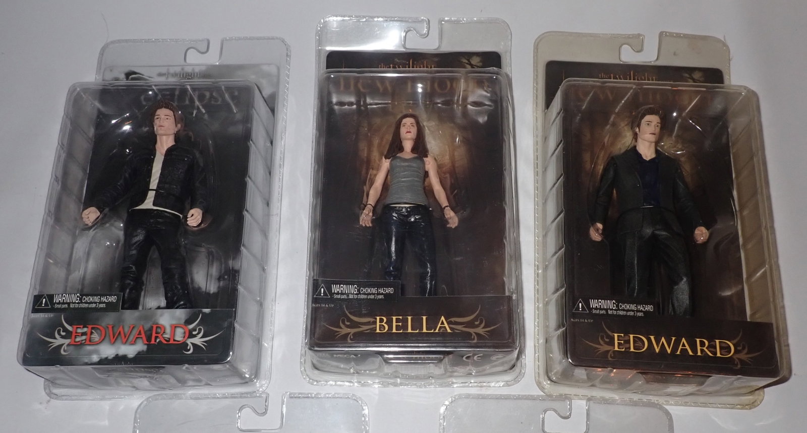 Twilight New Moon Eclipse Bella & Edward Figures - 2