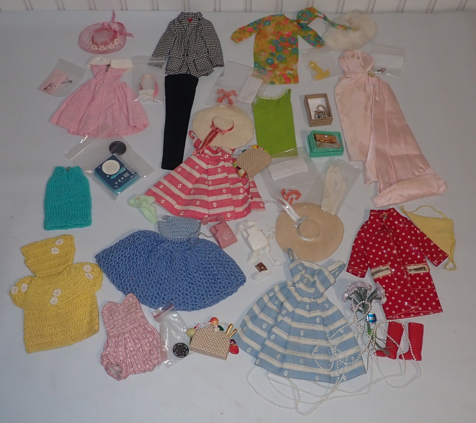 Barbie & Misc Doll Clothes w/ Accessories: Shipping available