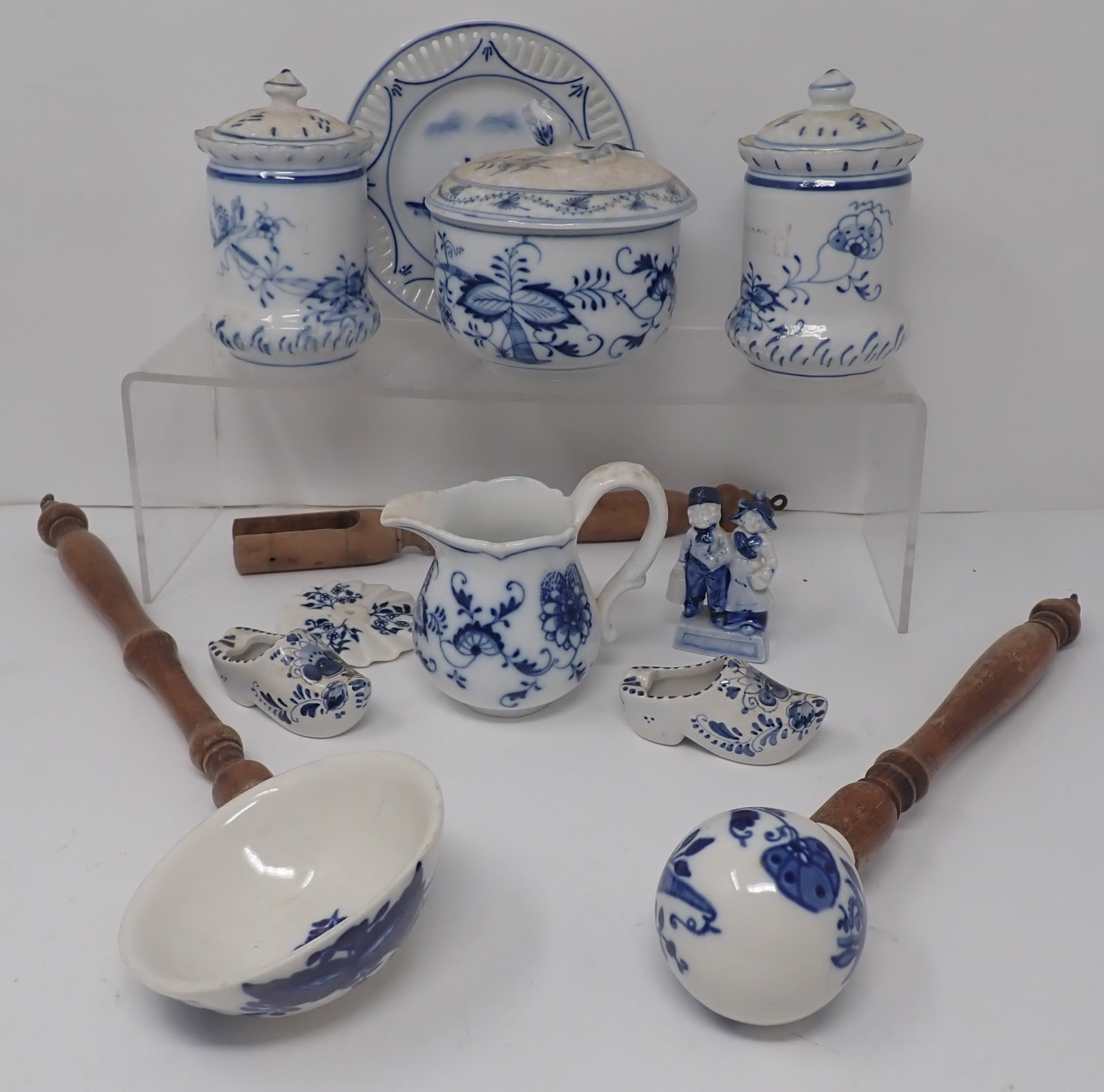 Meissen . Blue Delft , & Misc: Shipping available ($20 handling charge, plus postage)