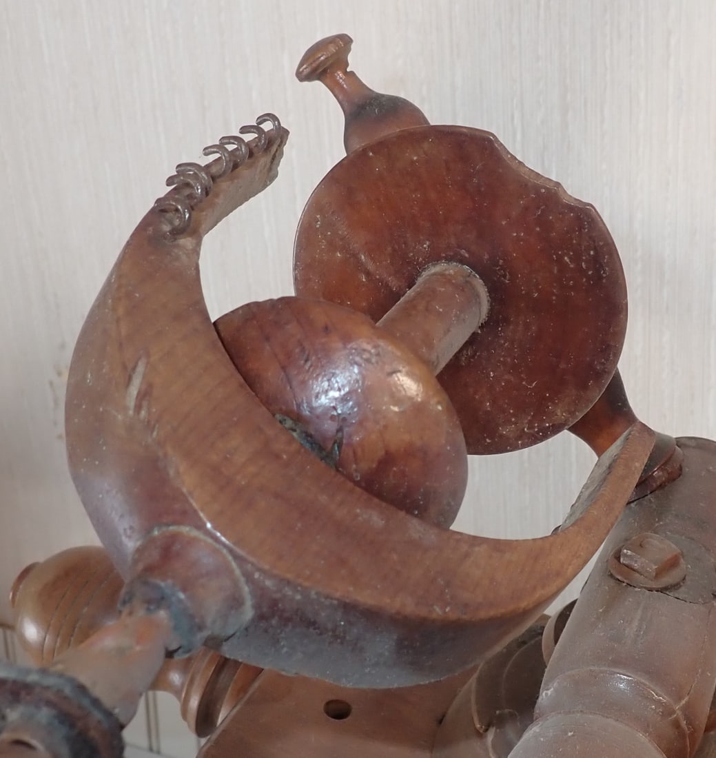 Spinning Wheel - 3