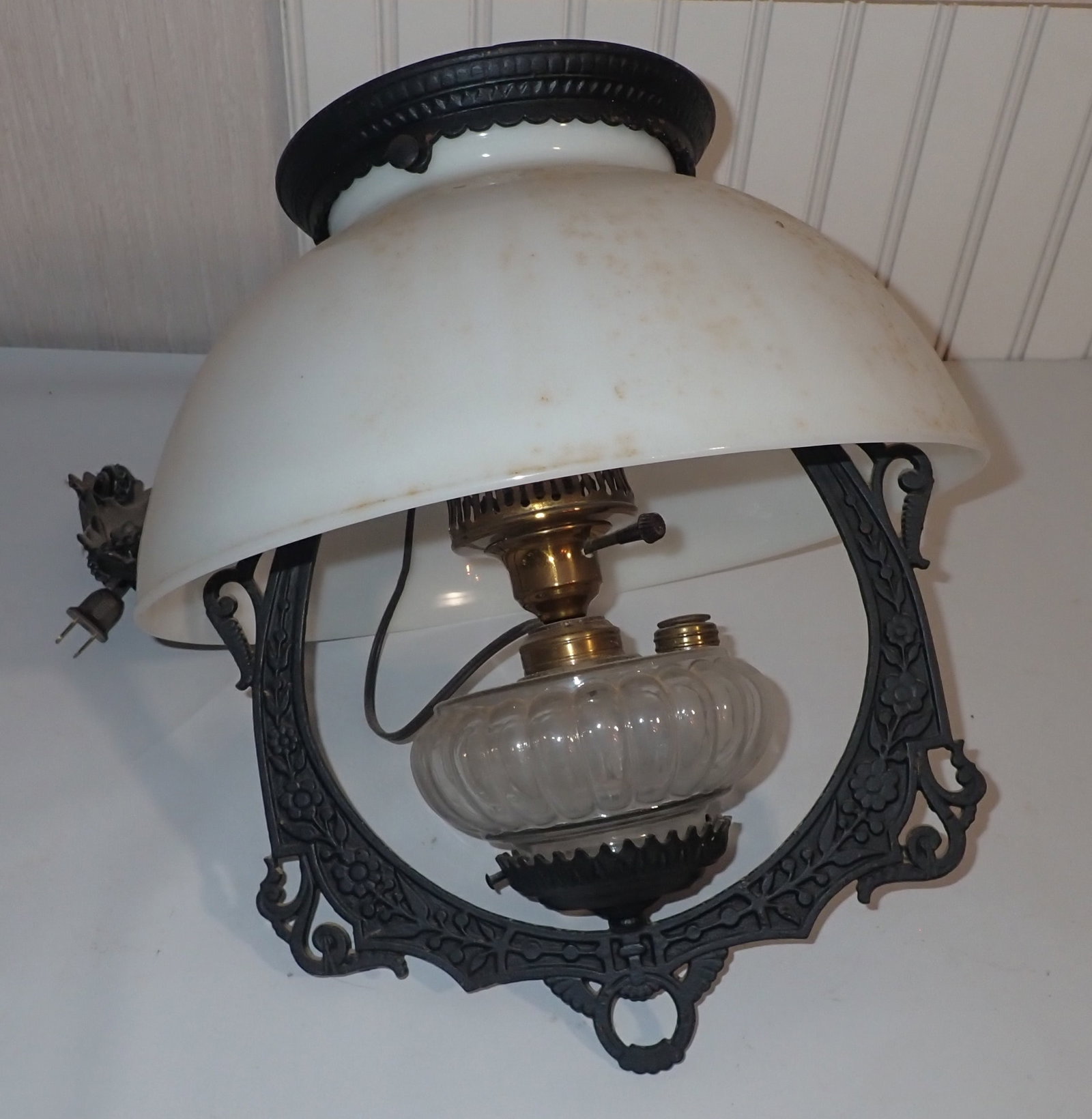 Pull Down Lamp: Approx 16" long. Shade is approx 14" in diameter. No in house shipping !