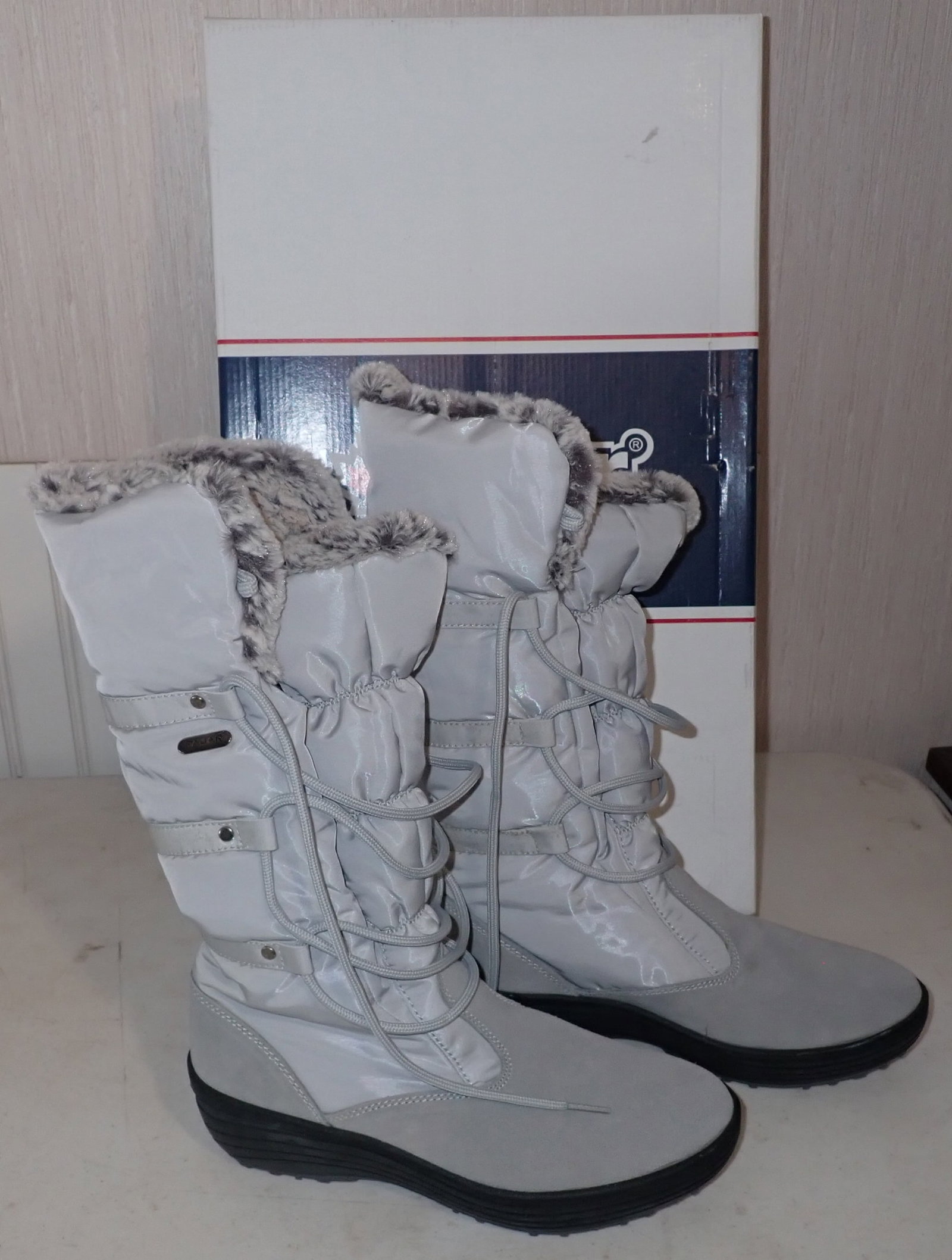 Pajar Geneva Ice Boots: Size 40 - Shipping available
