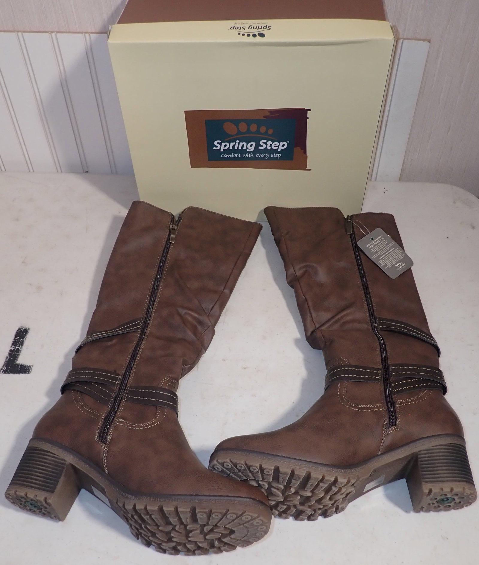 Spring Step Boots: Size 42 - Shipping available