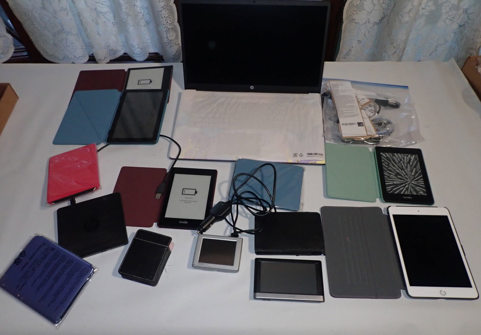 HP Laptop , Kindles , & Misc: NO in house shipping !