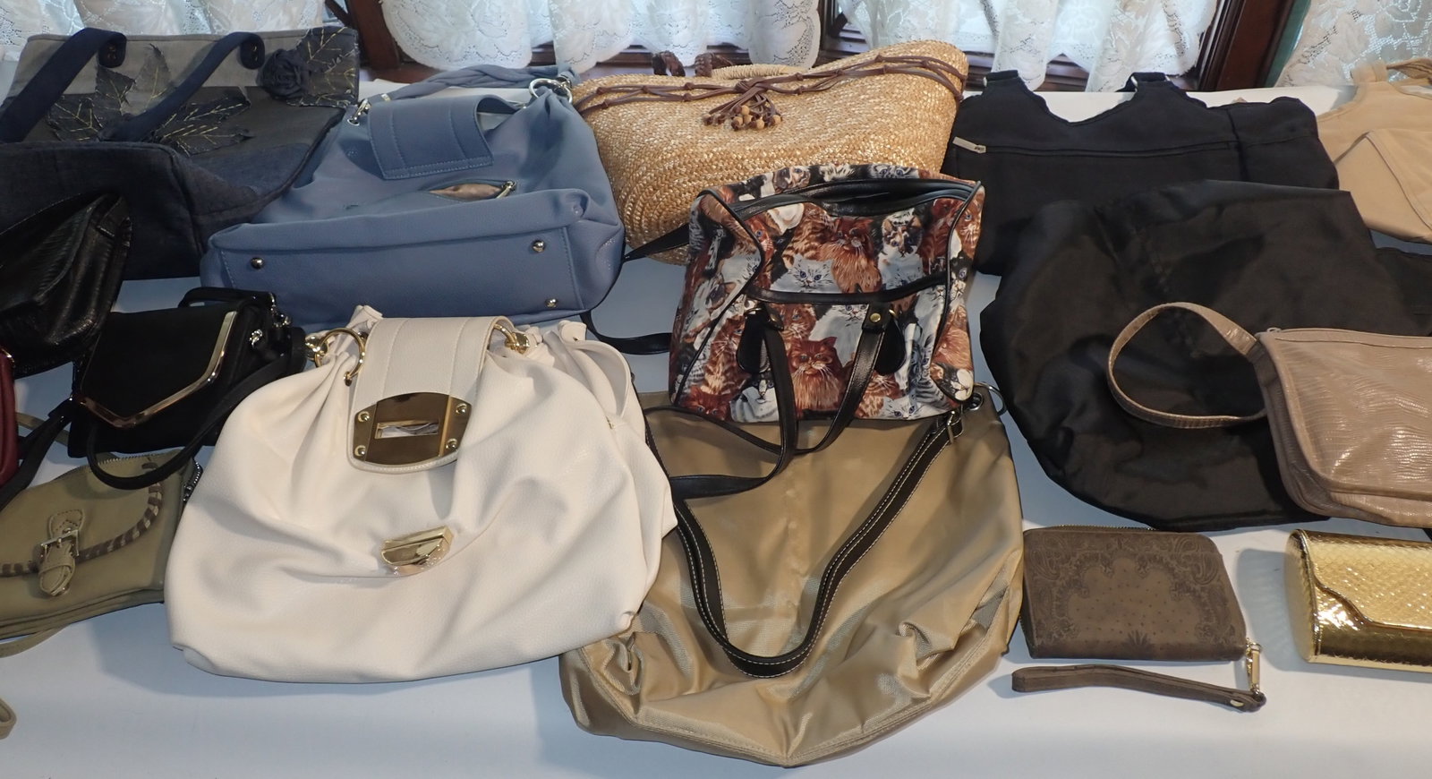 Purses & Bags: Shipping available