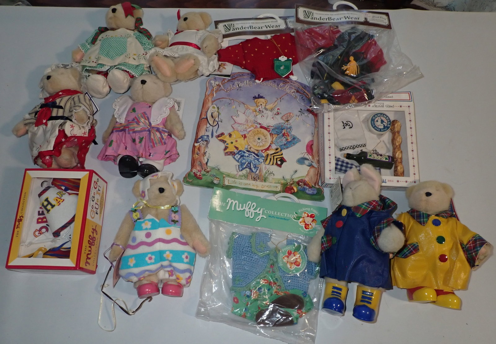 Muffy Vanderbear: Shipping available