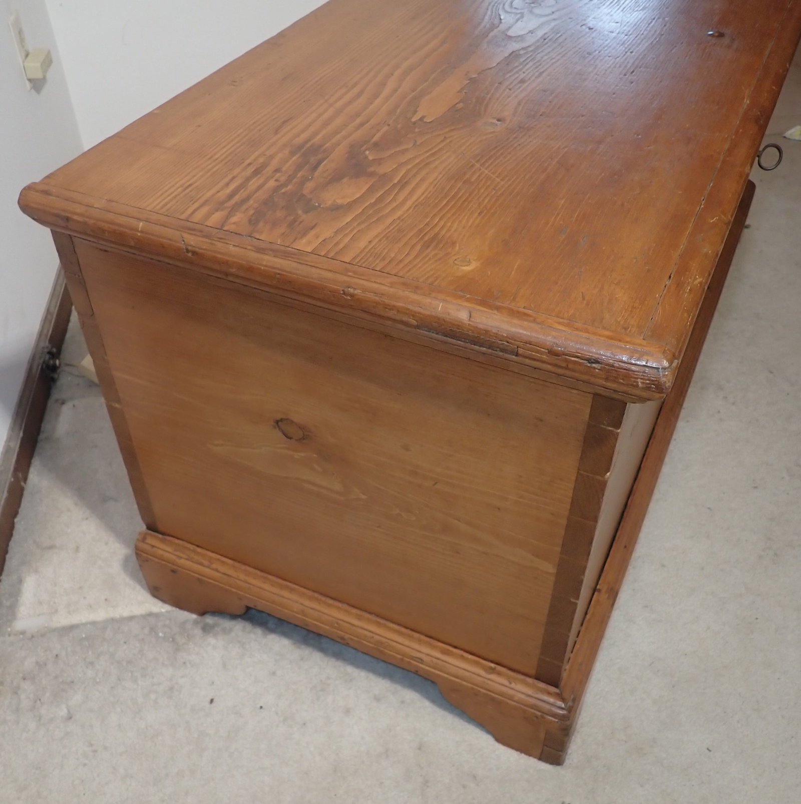 Blanket Chest - 3