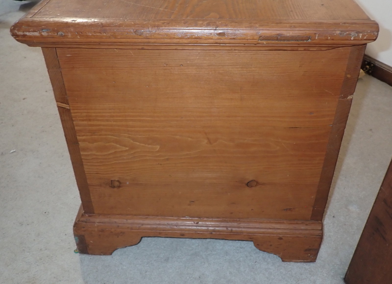 Blanket Chest - 5