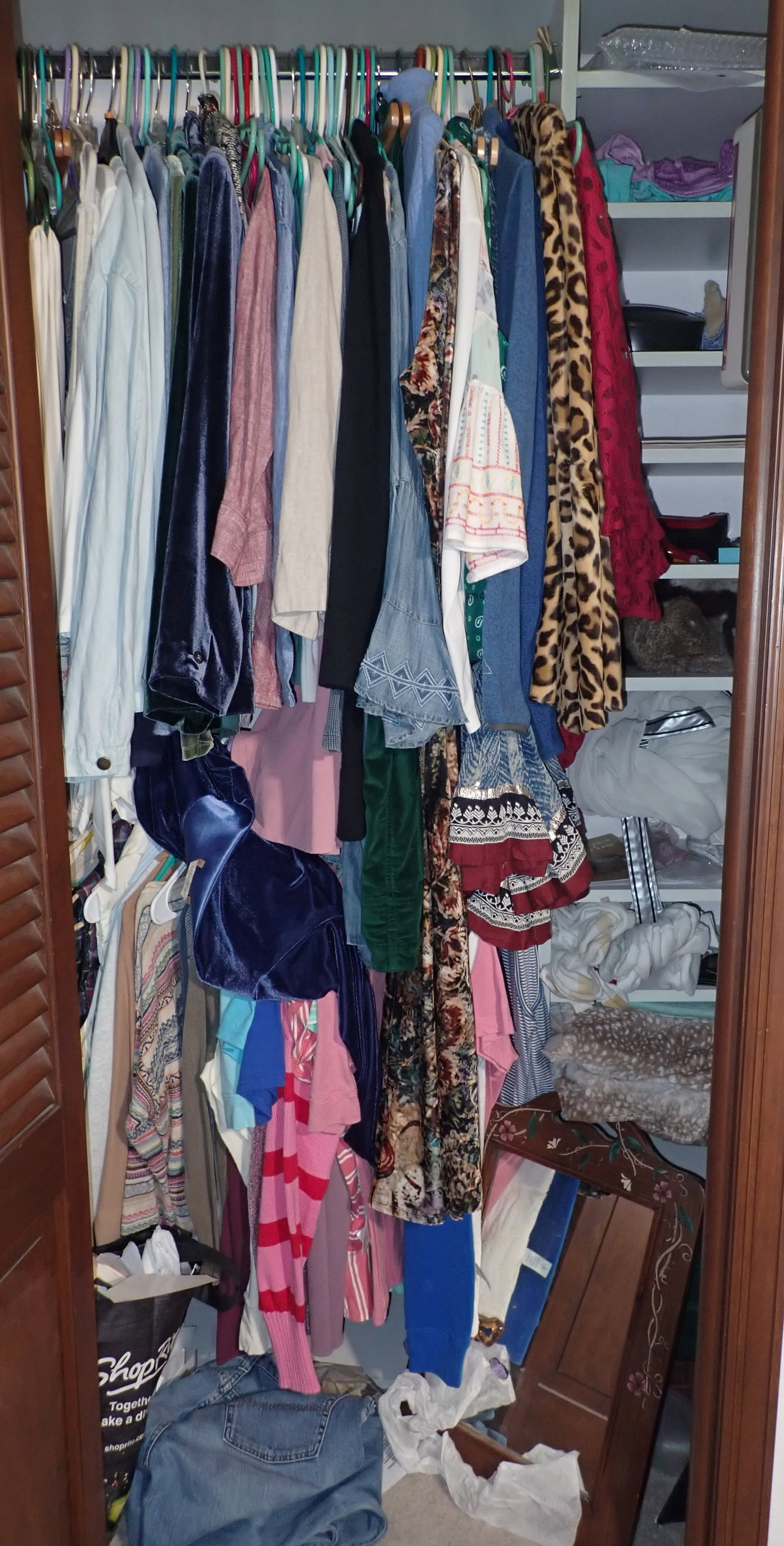 Talbots, Coldwater Creek Clothing & Closet Contents: Must take all in the closet ! No in house shipping !