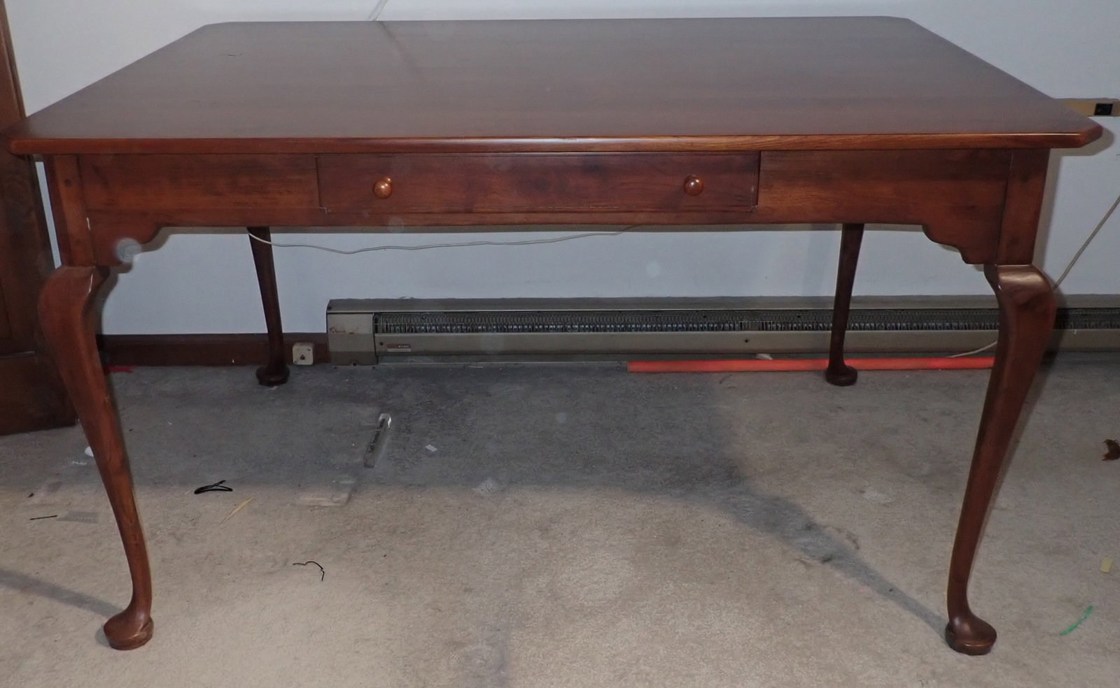 Bob Timberlake for Lexington Queen Anne Style Desk: 2 drawer desk - Approx 37" x 52" x 29 3/8" tall. No in house shipping ! Bring help to load ! Pick up AFTER 2pm.
