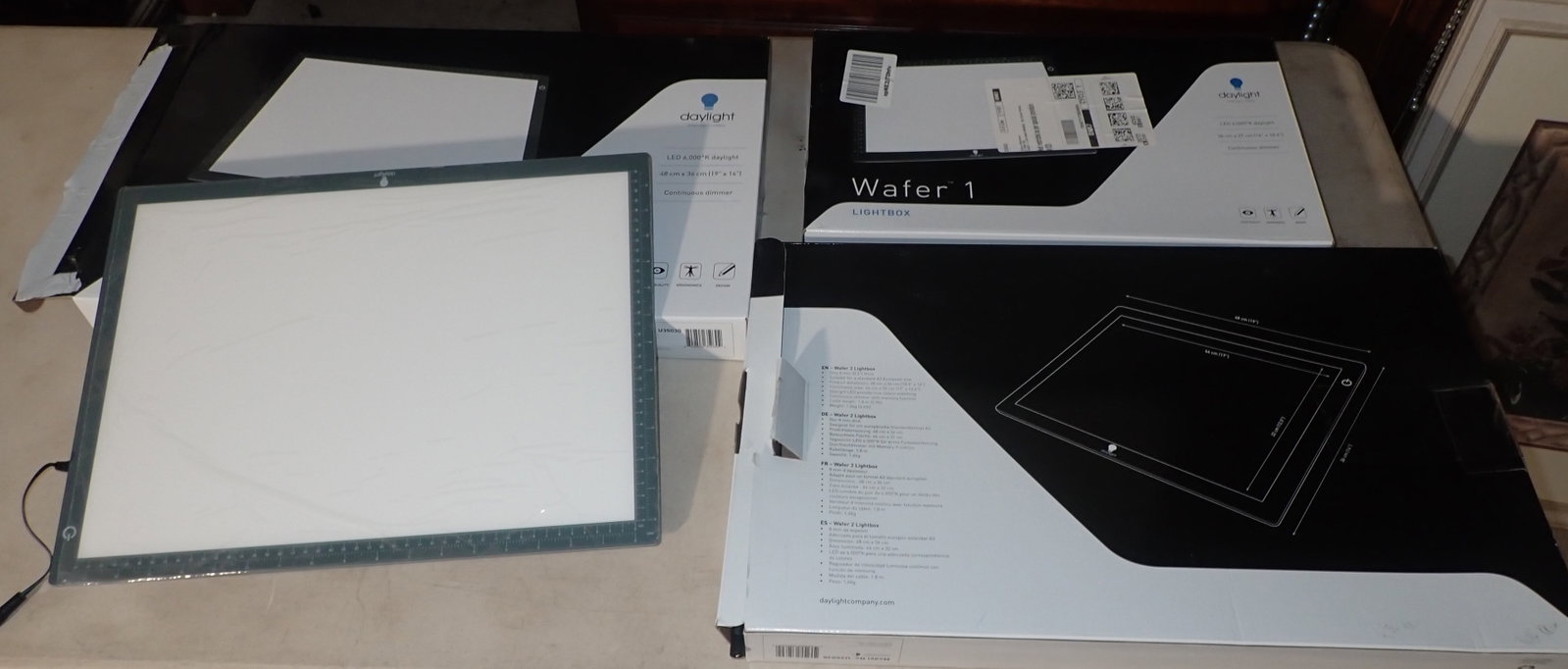 3 Wafer Light Boxes: None of them have the power cord to go to the outlet. No in house shipping !
