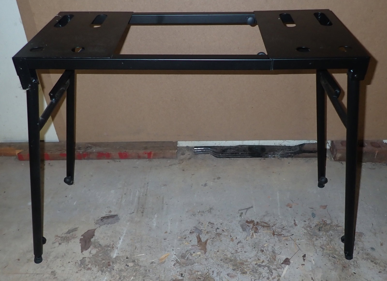 Neewer Adjustable Folding Stand - 4