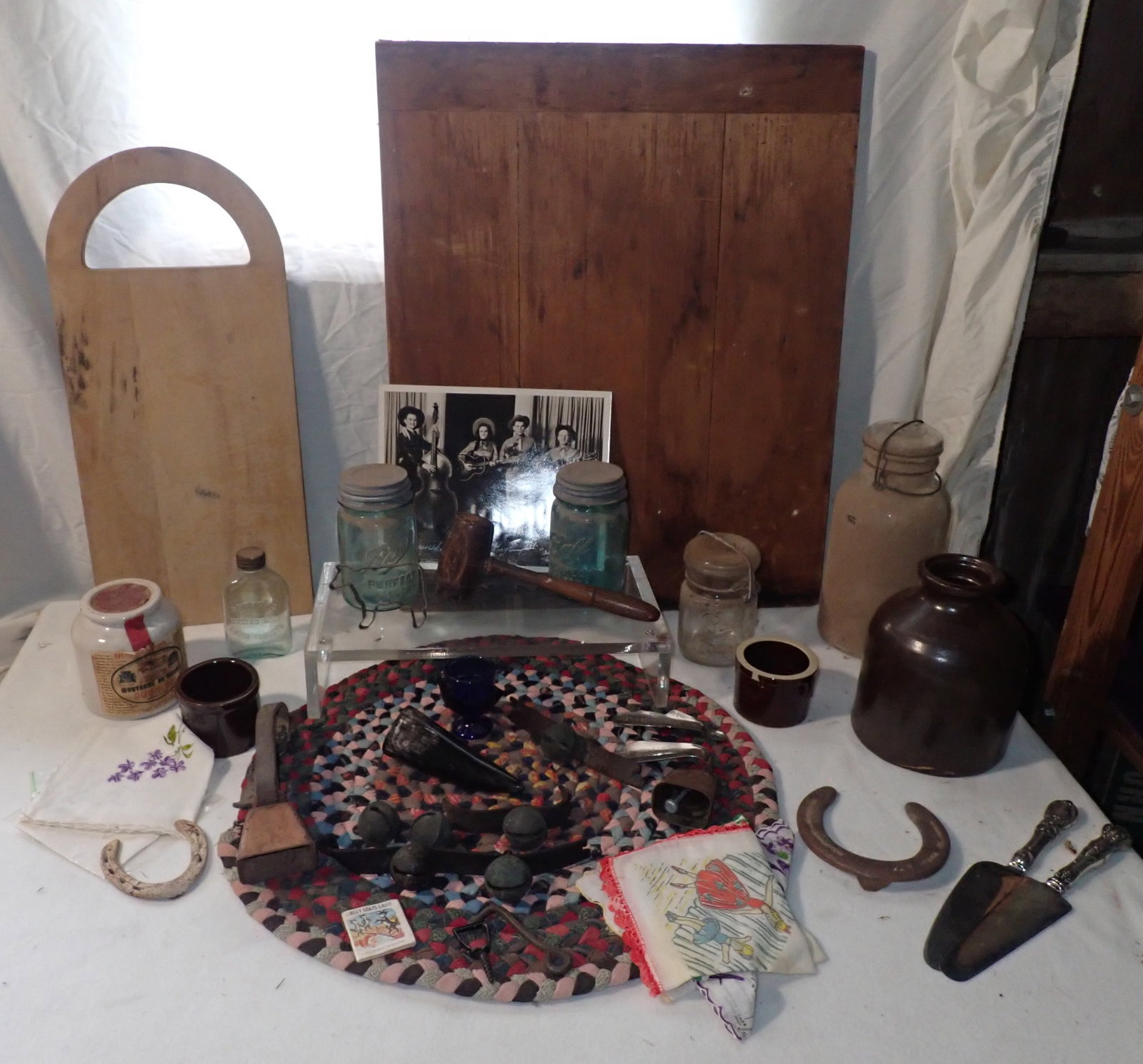 Fruit Jars, Bells, Justin & Red Wing Boots Shoe Horns, Misc: NO in house shipping !