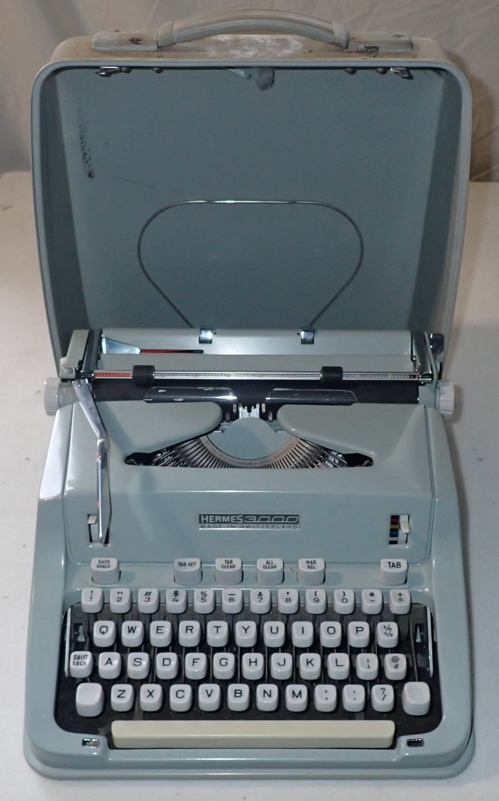 Paillard Hermes 3000 Typewriter: Shipping available
