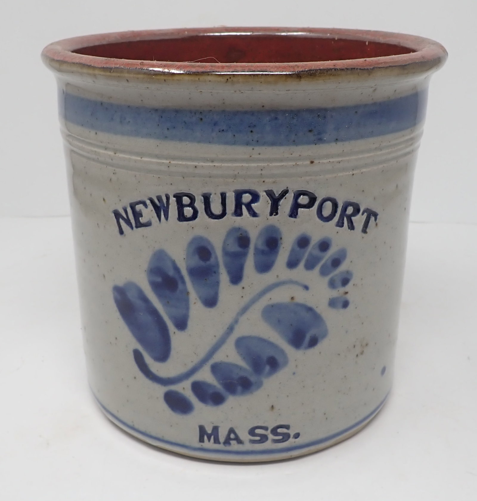 1991 Newport Mass. Blue Decorated Essig Pottery Crock: Apprx 6 3/4" in diameter and 6 1/2" tall. Shipping available