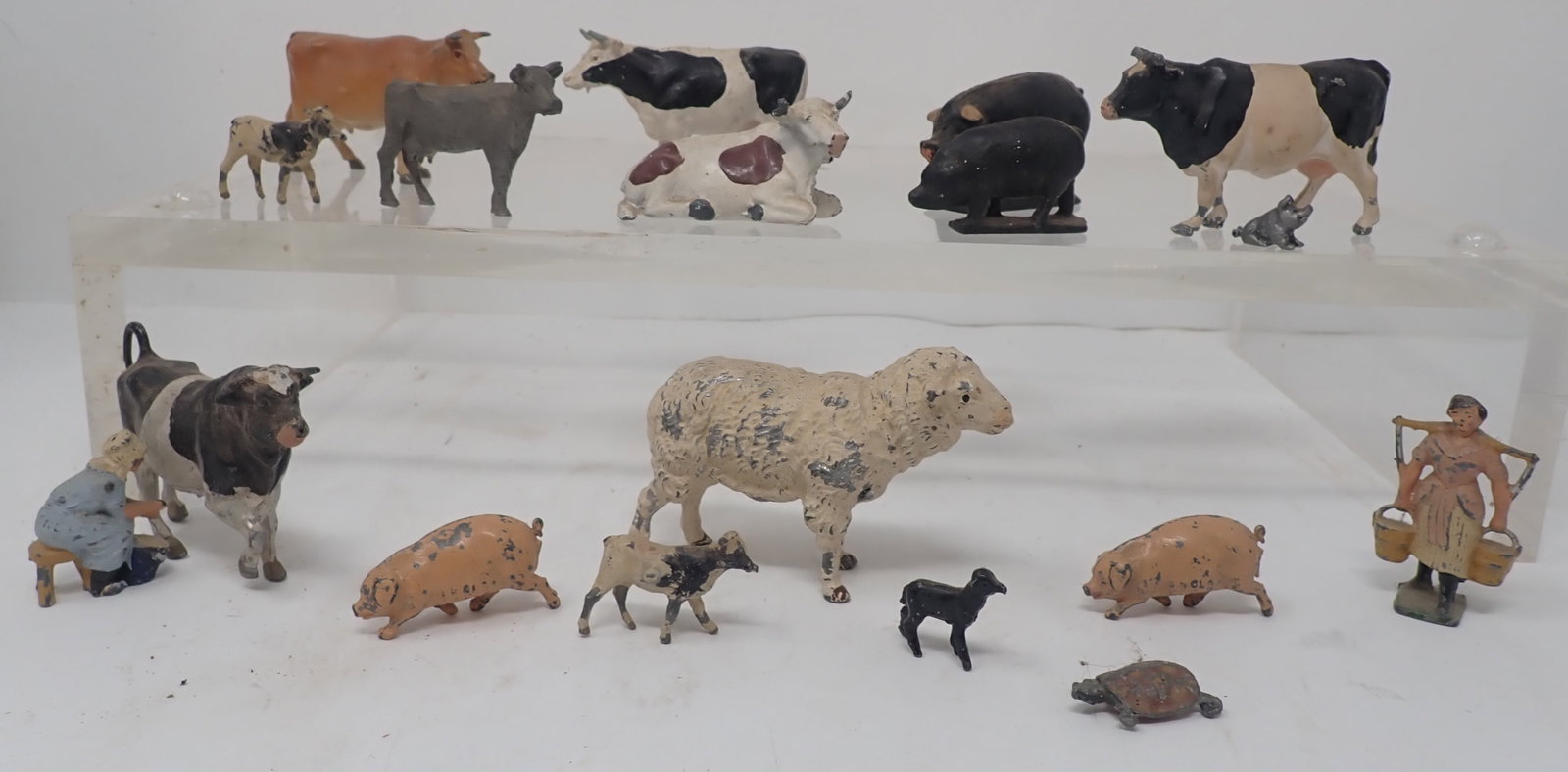 Farm Animals, Figurines, & Turtle: Tallest is apprx 2 3/8" tall. Shipping available
