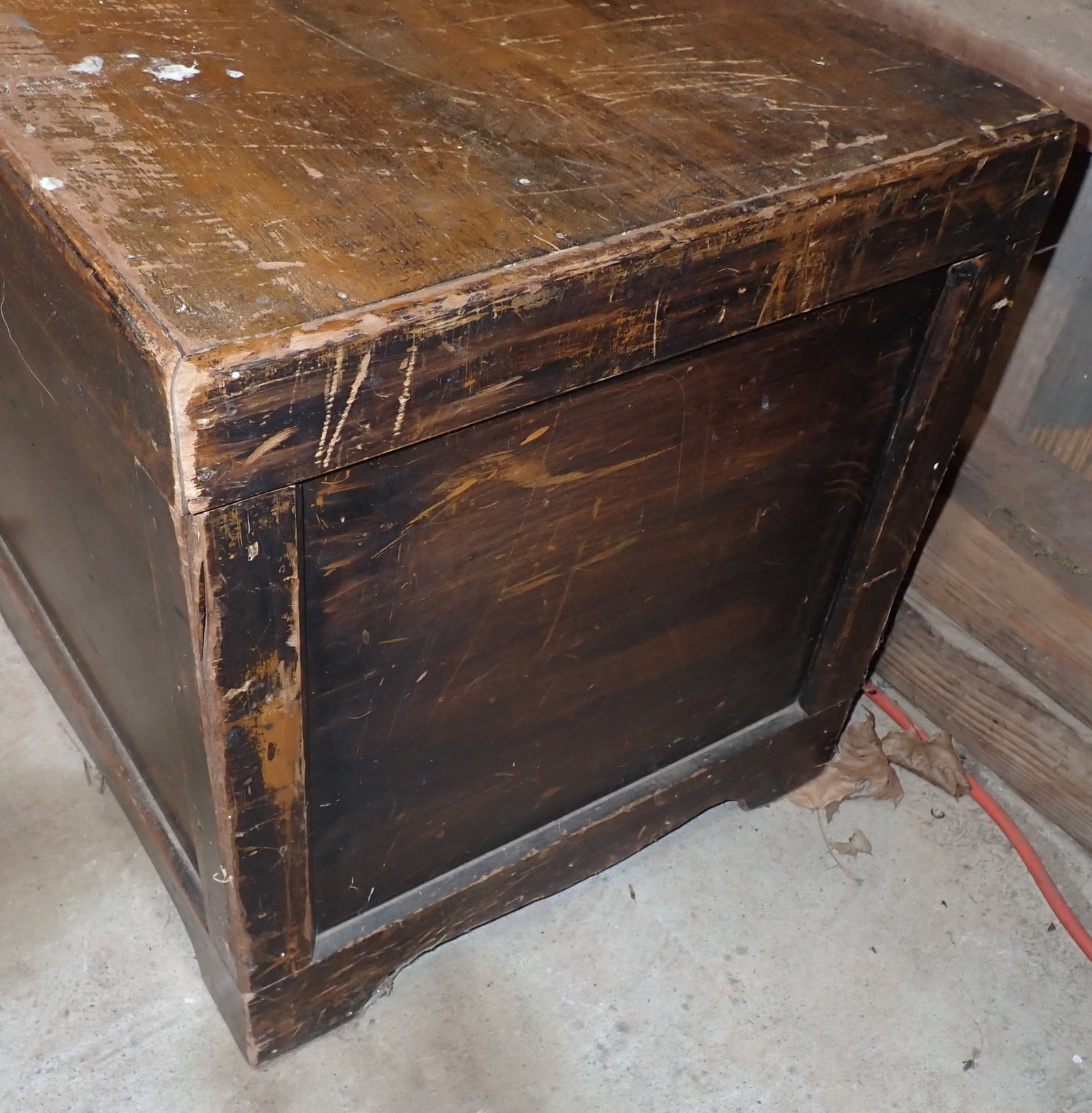 Blanket Chest - 4