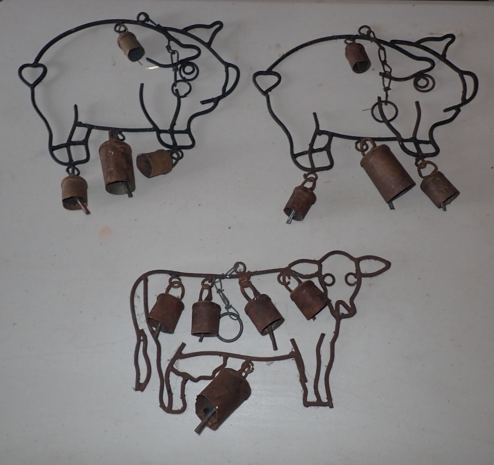 Rustic Cow & Pig Bells / Wind Chimes: Cow is apprx 11" x 6 1/2". Shipping available