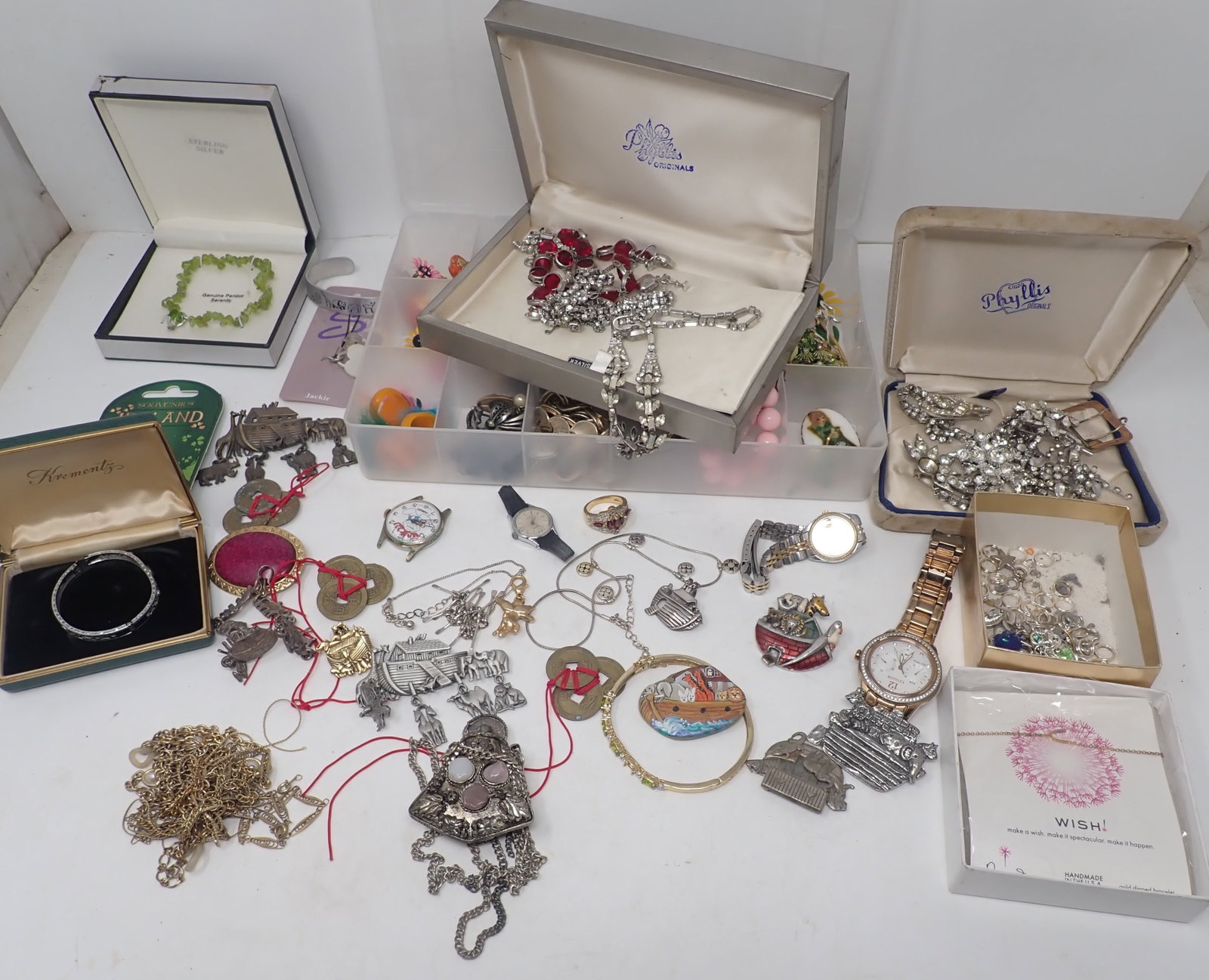 Costume Jewelry (1 of 11)