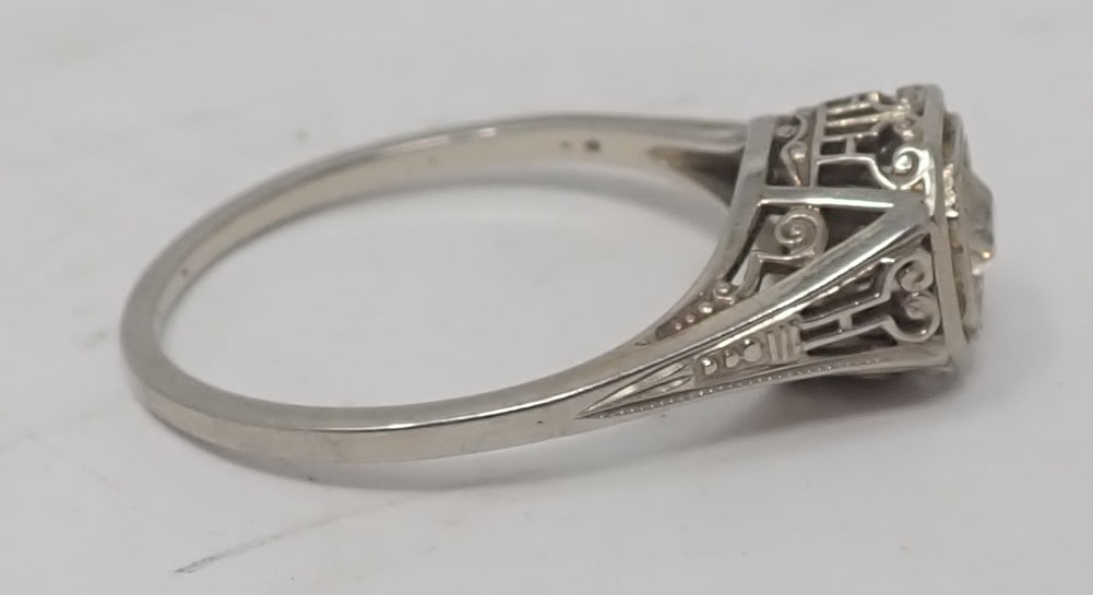 18k Gold Ring - 2