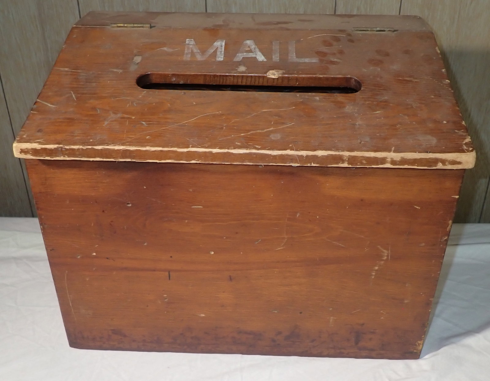 Wooden Mail Box: Apprx 12" x 18" x 14 7/8" tall. Shipping available ($25 handling charge, plus postage)