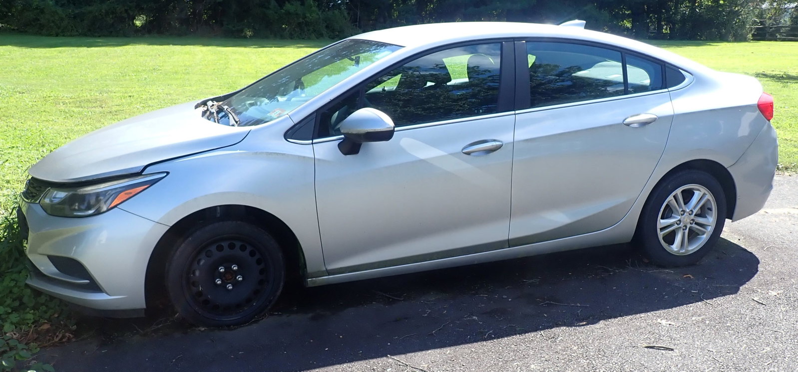 2017 Cheverolet Cruse LT (1 of 17)