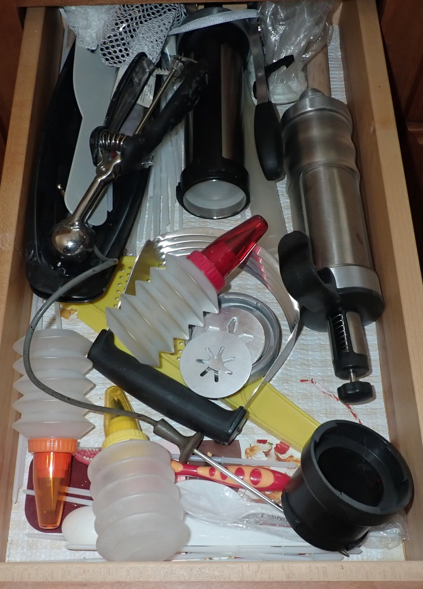Partial Kitchen Contents - 10